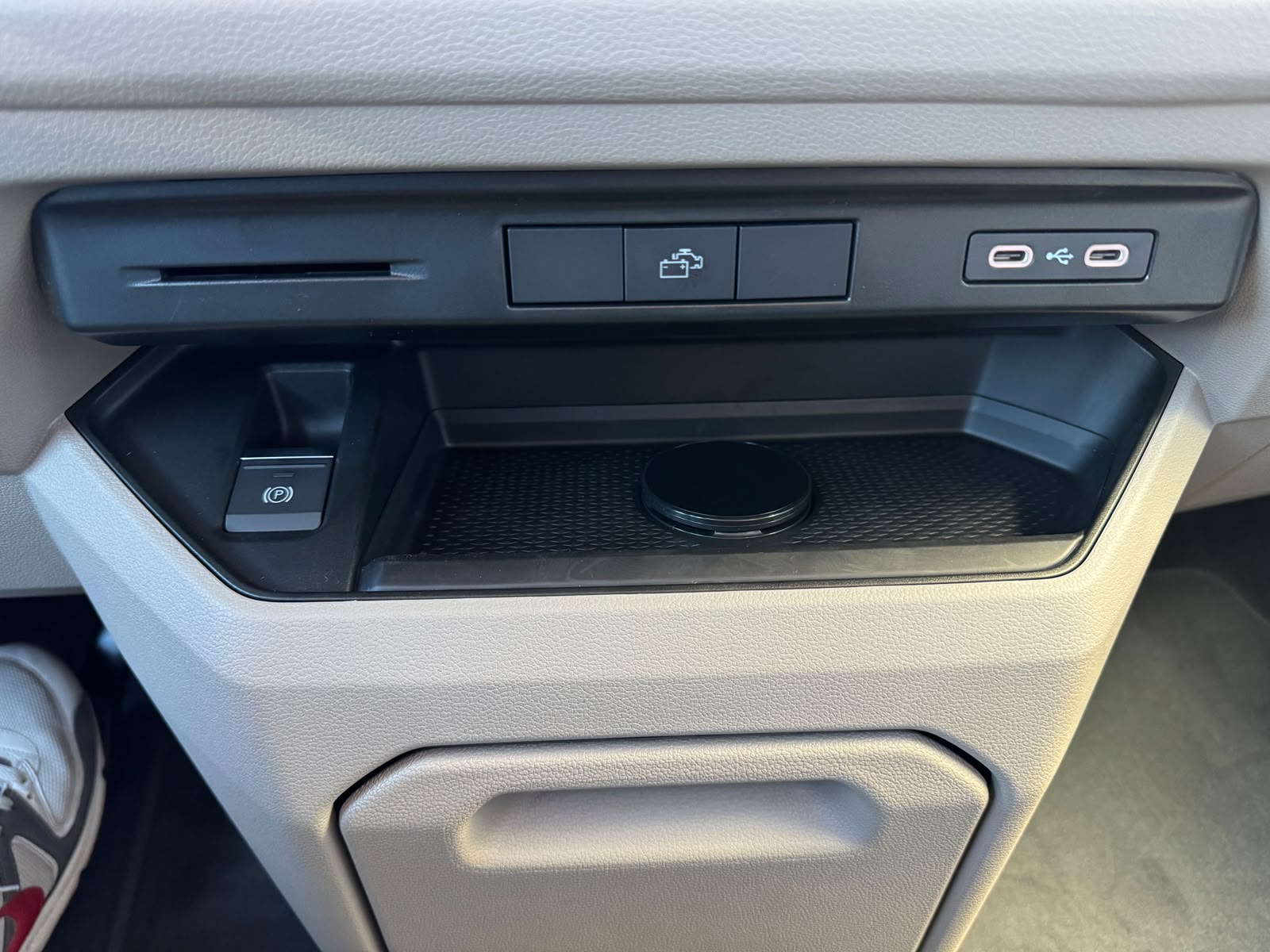 VW California eHybrid Beach Tour Liberty 4Motion / 4x4 mit 5-Sitzplätzen / Faceliftmodell 2027-image-15