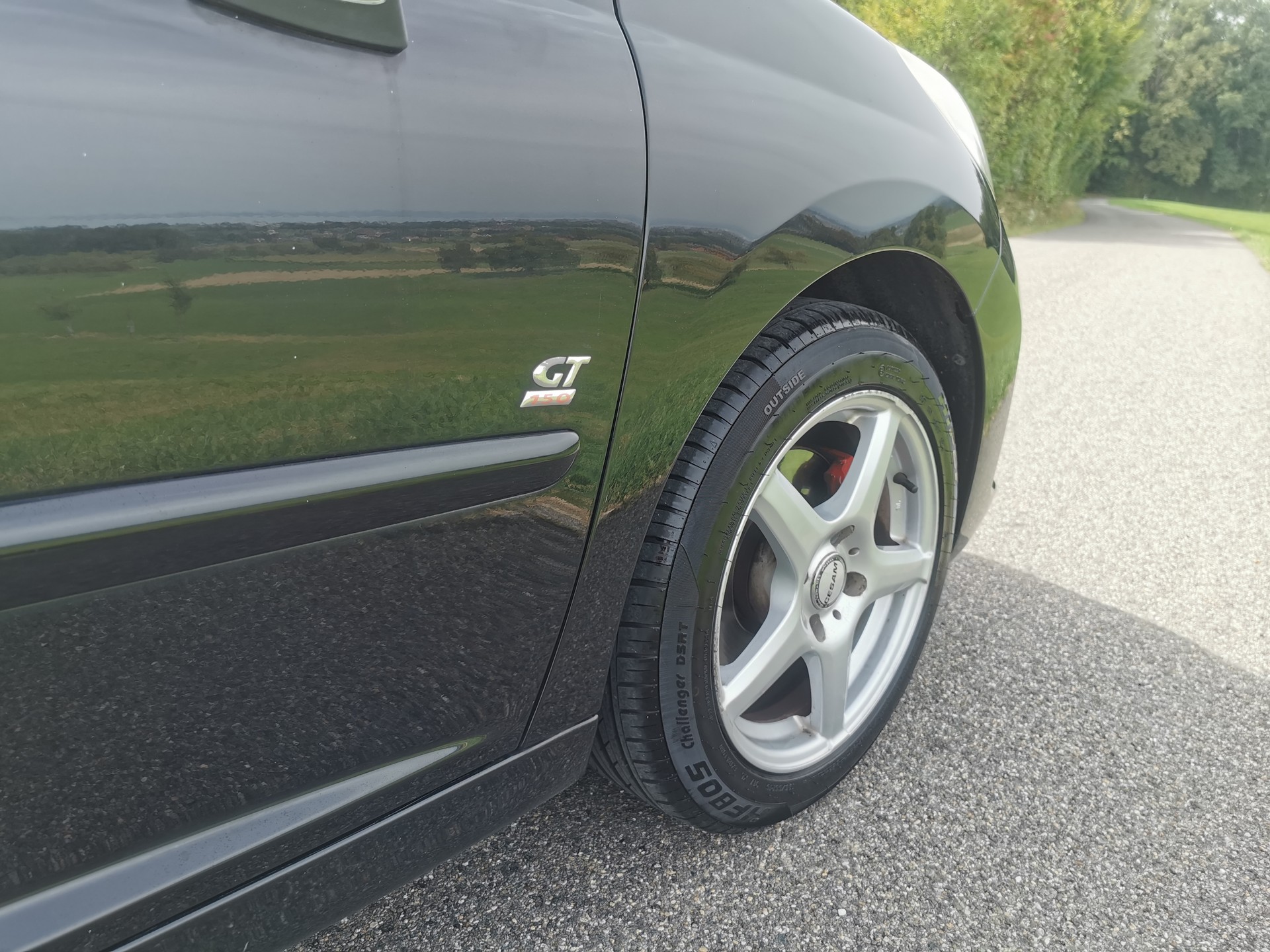 PEUGEOT 207 1.6 16V Turbo GT 150-image-10