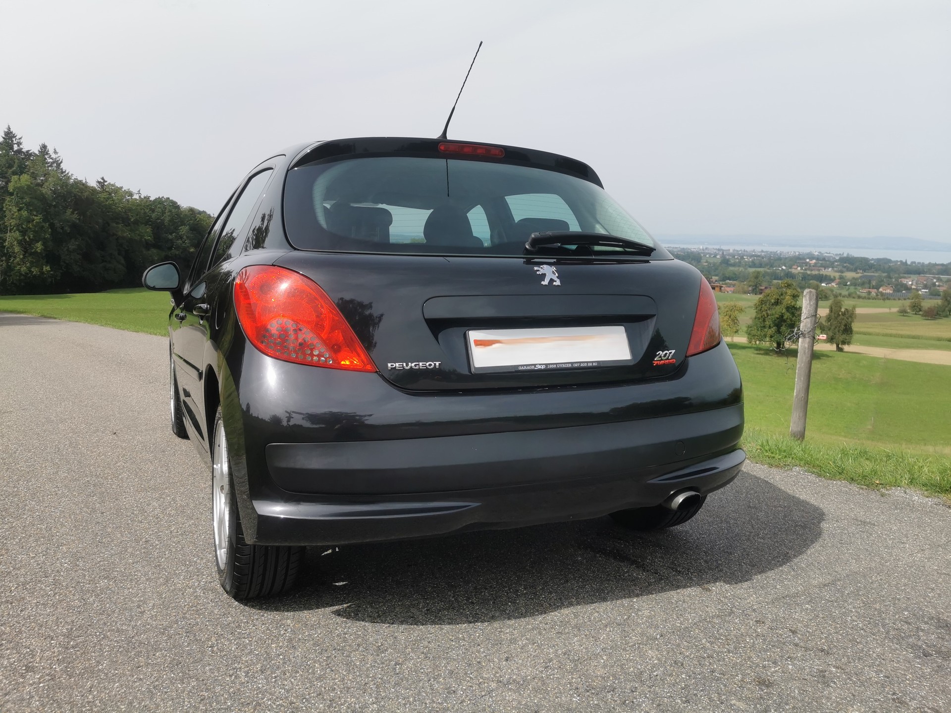 PEUGEOT 207 1.6 16V Turbo GT 150-image-3