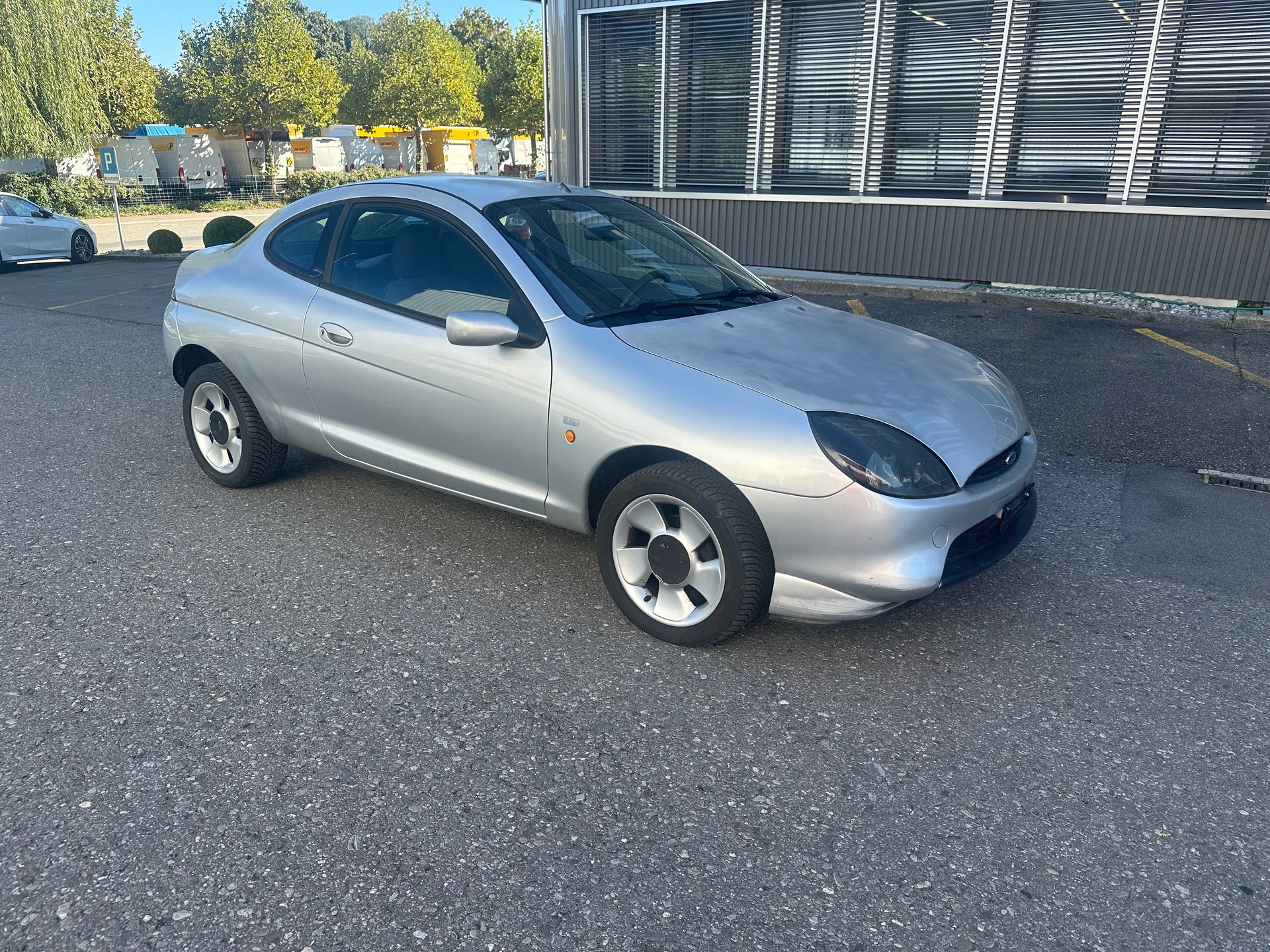FORD Puma 1.4i 16V-image-3
