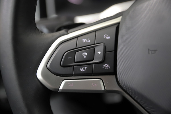 VW Taigo 1.0 TSI R-Line DSG-image-13