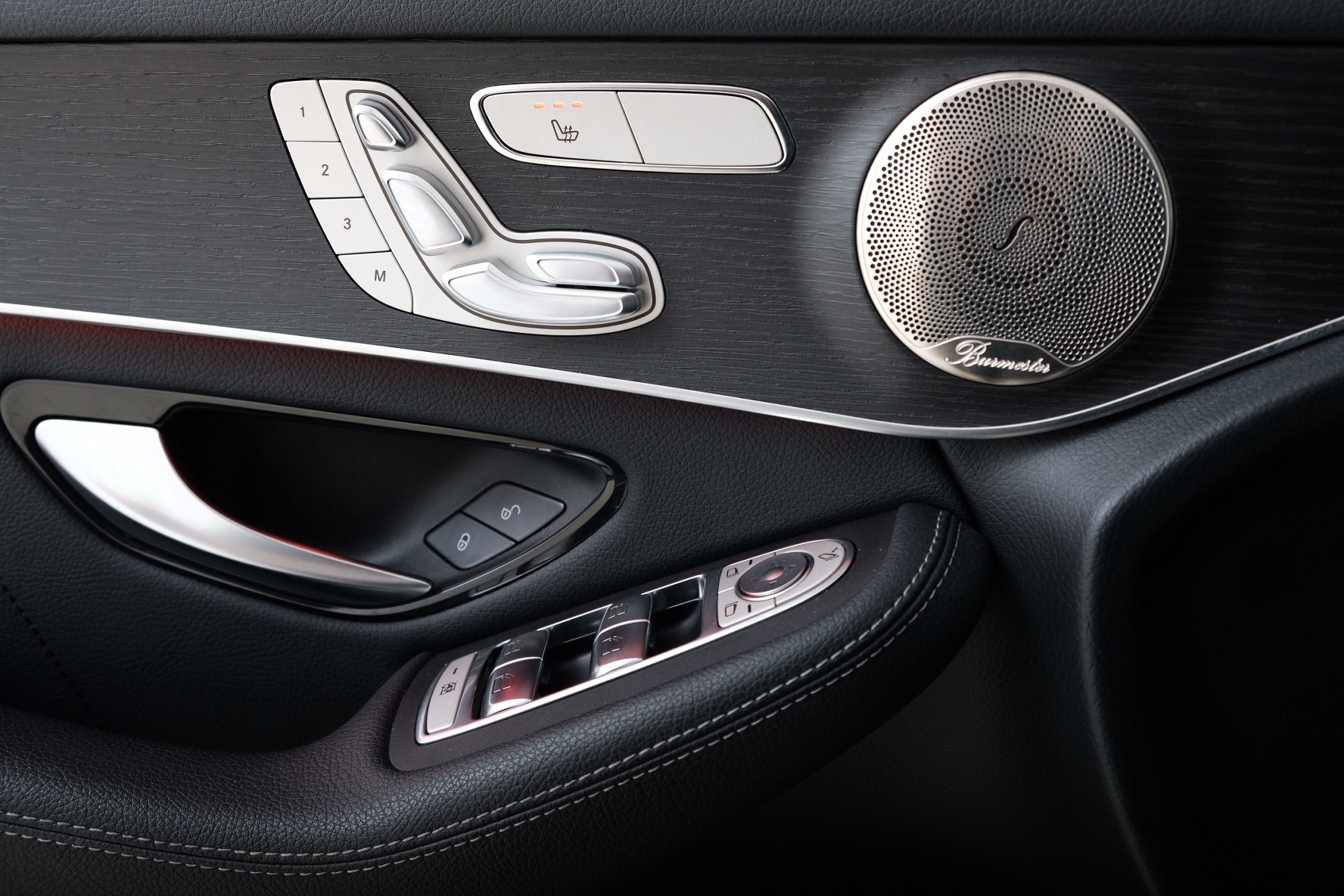 MERCEDES-BENZ GLC 300 AMG Line 4matic Coupe C253-image-9