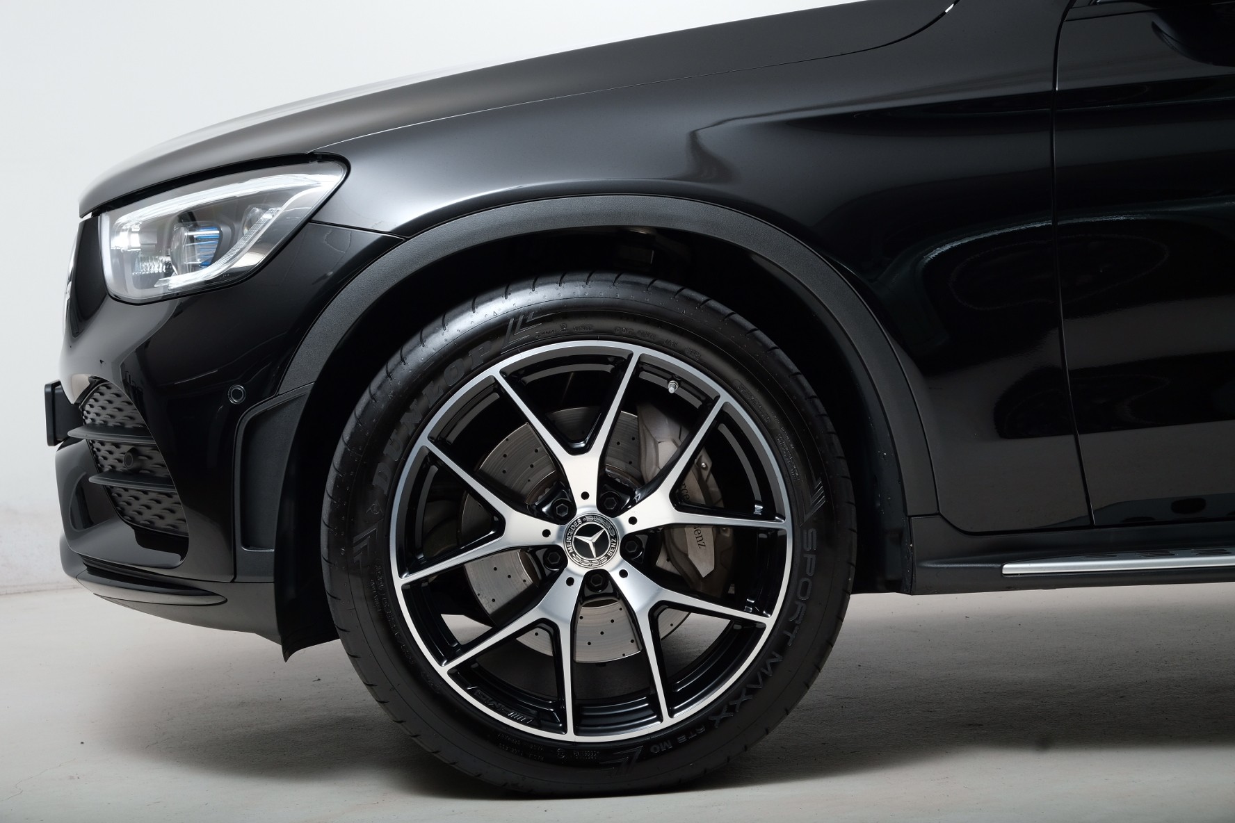 MERCEDES-BENZ GLC 300 AMG Line 4matic Coupe C253-image-2