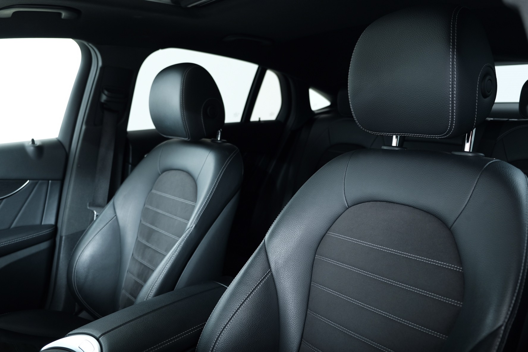 MERCEDES-BENZ GLC 300 AMG Line 4matic Coupe C253-image-10