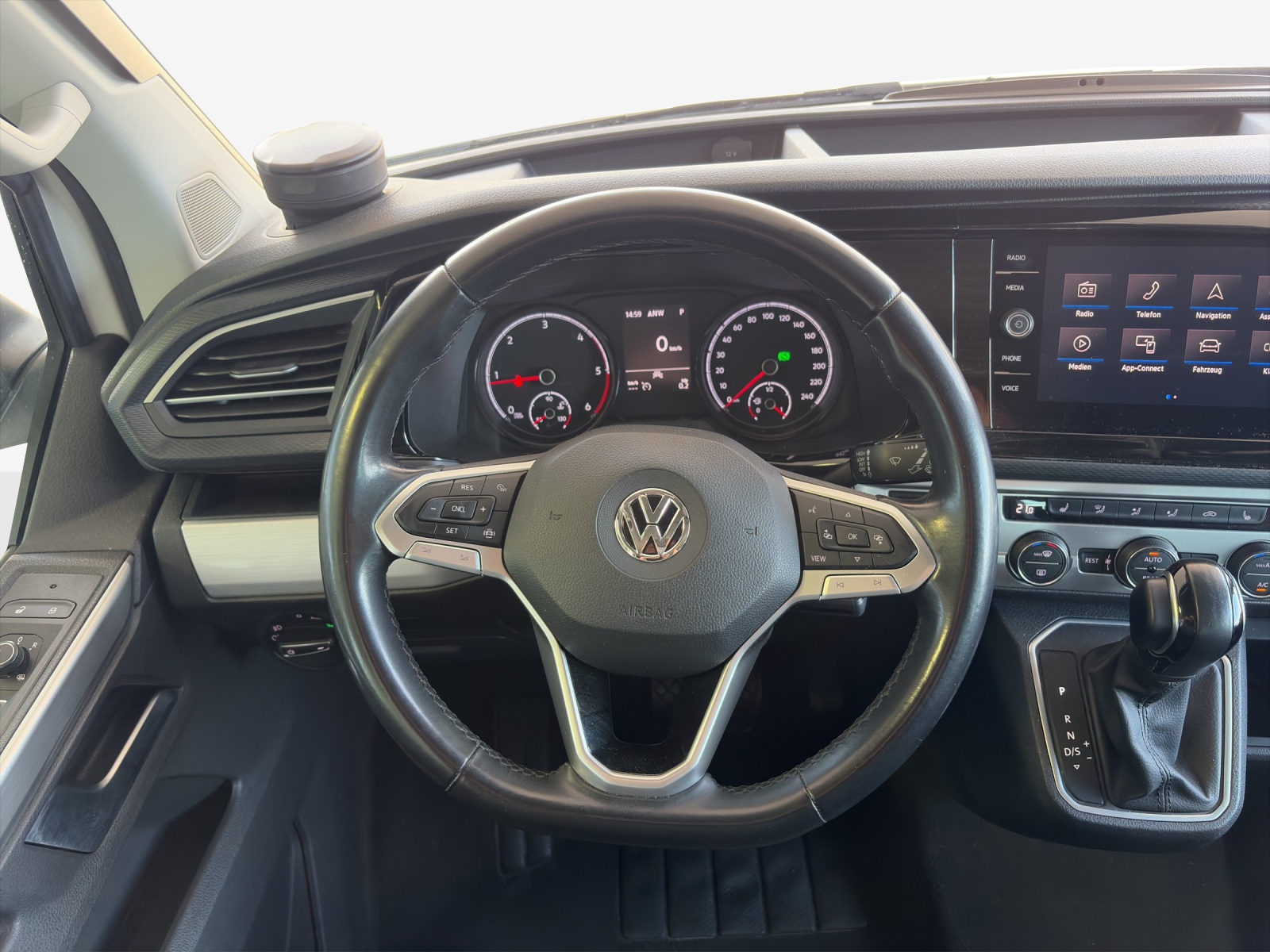 VW T6.1 California 2.0 TDI Beach Liberty DSG-image-9