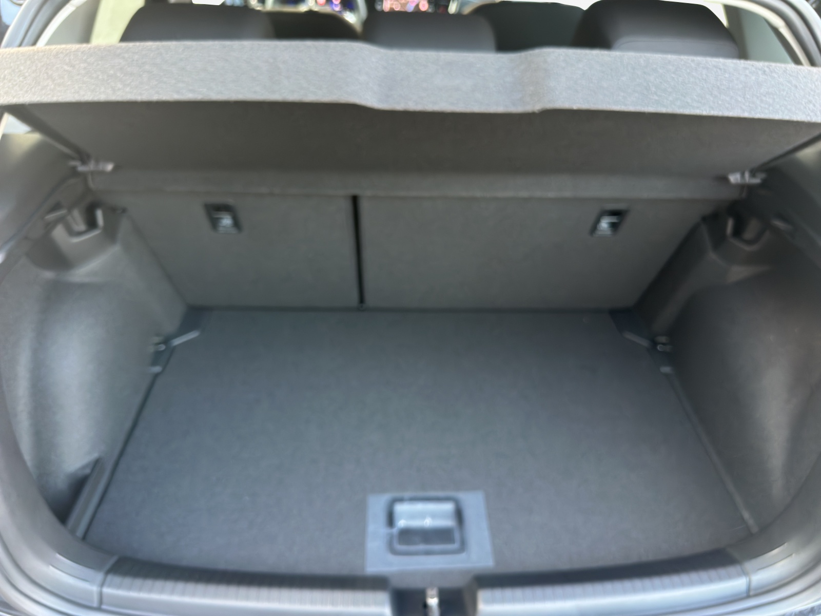 VW Polo 1.0 TSI Life DSG-image-12