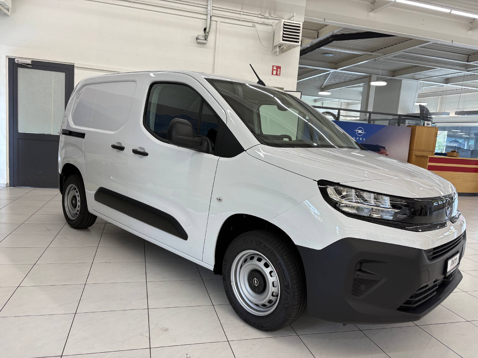 OPEL Combo Cargo 2.0 t 1.2 S/S-image-2