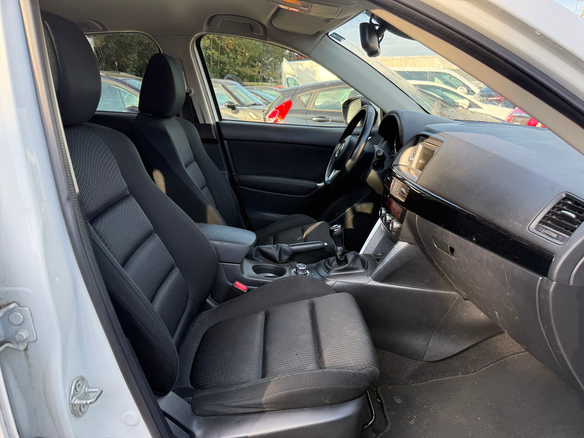 MAZDA CX-5 2.2 D Ambition FWD-image-9