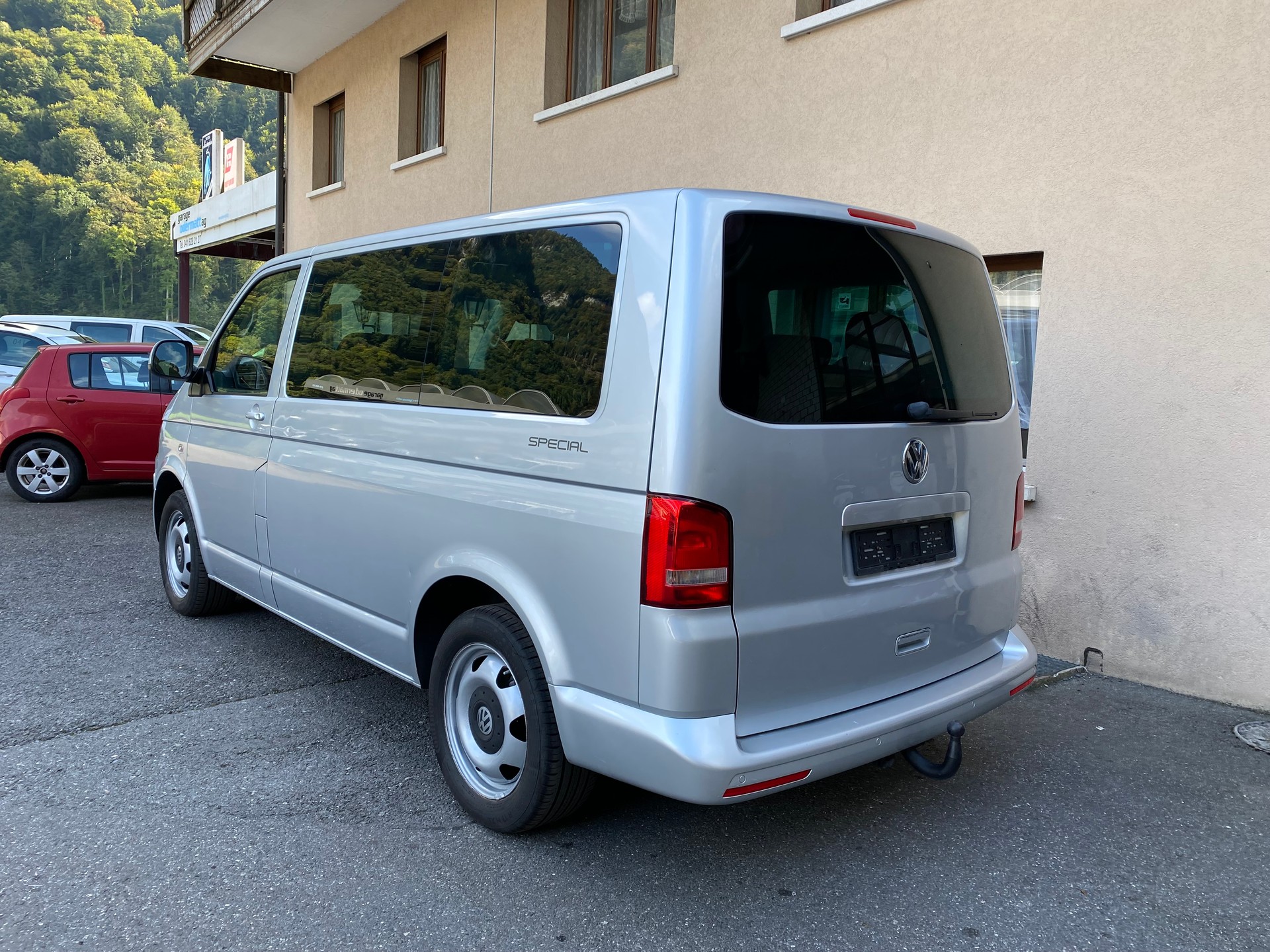 VW T5 Multivan 2.0 TDI CR Spezial 4Motion-image-8