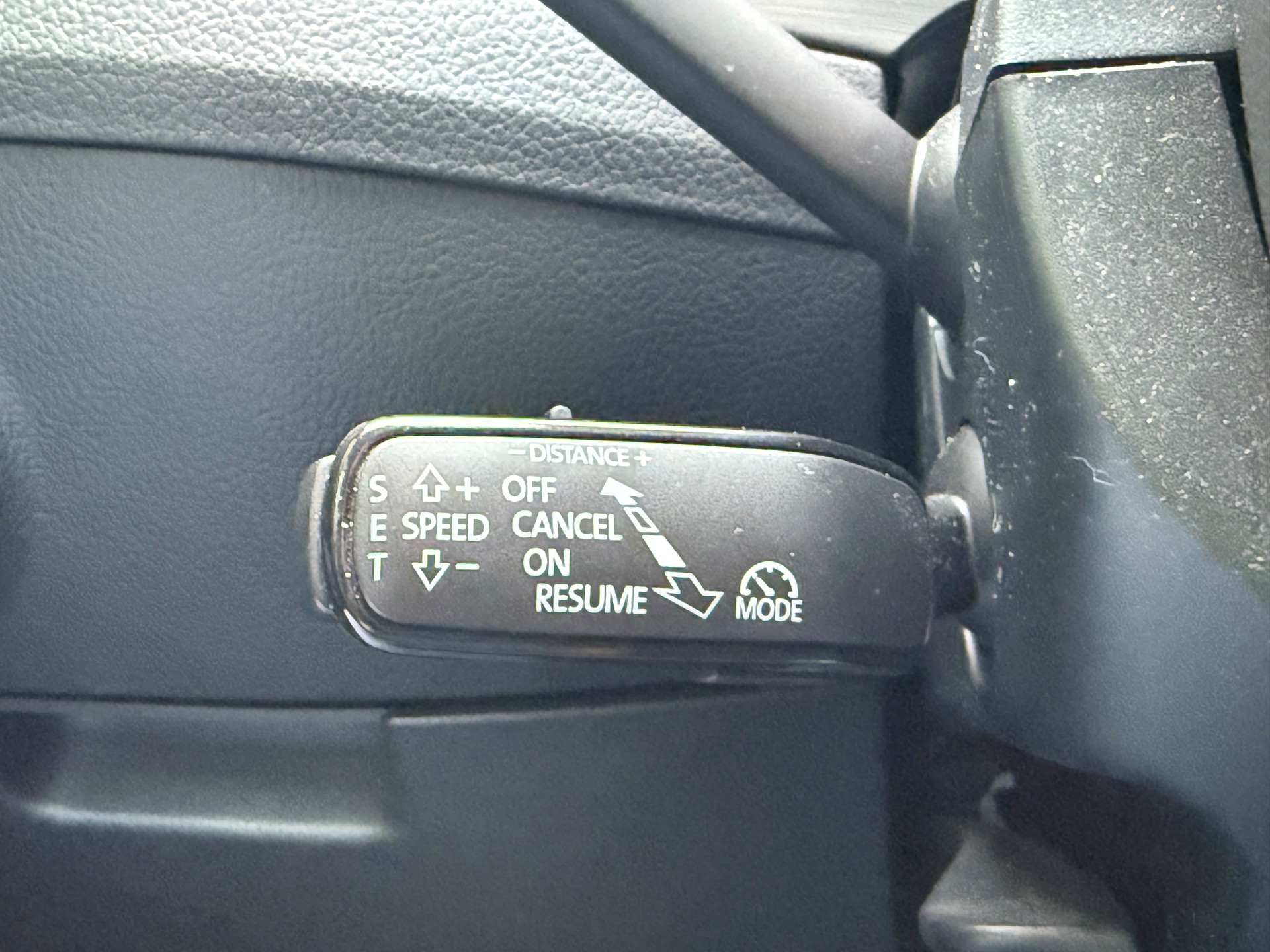 SKODA Superb Combi 2.0 TDi Ambition 4x4 DSG-image-14
