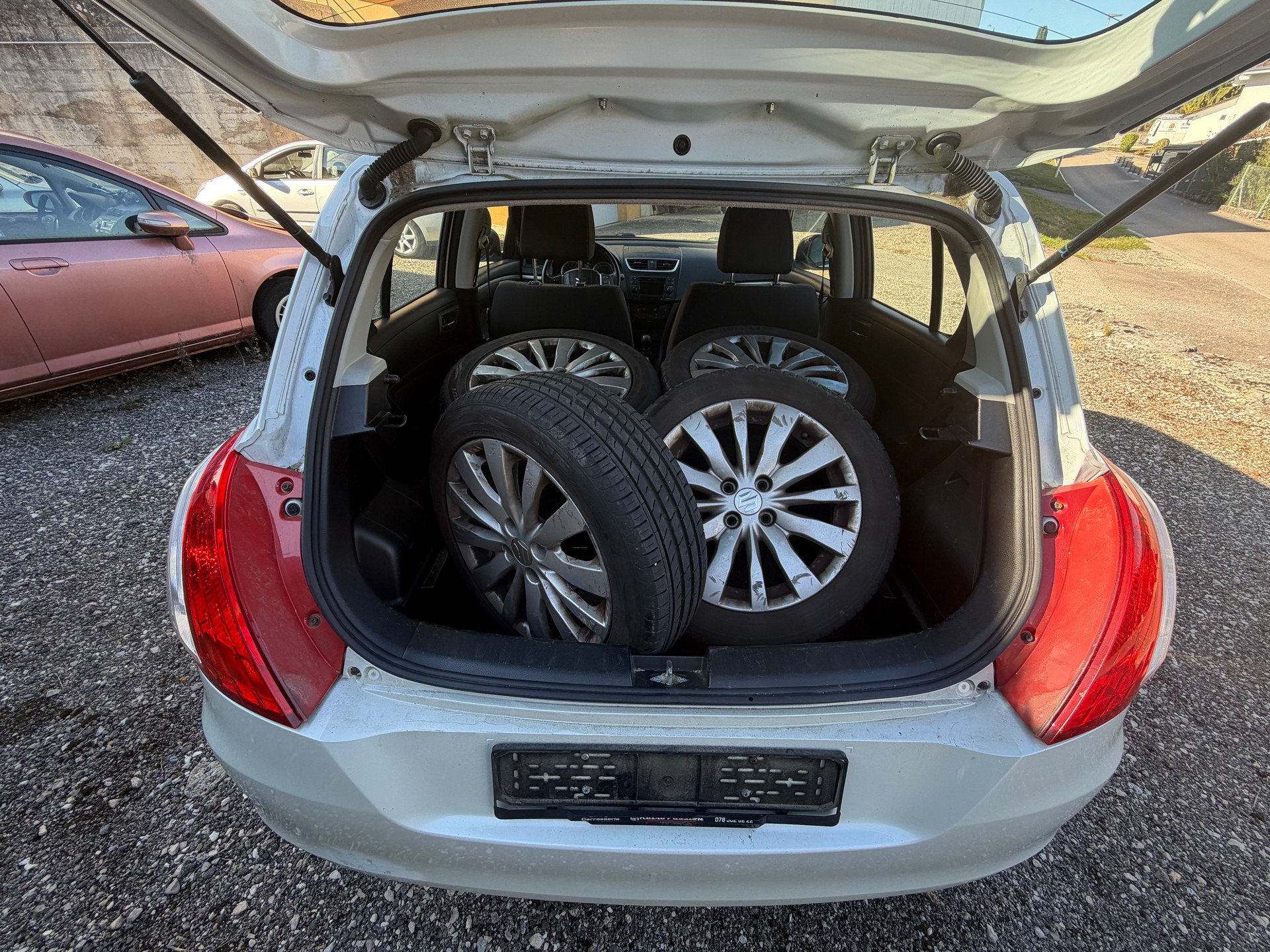SUZUKI Swift 1.2i 16V GL Top 4x4-image-9