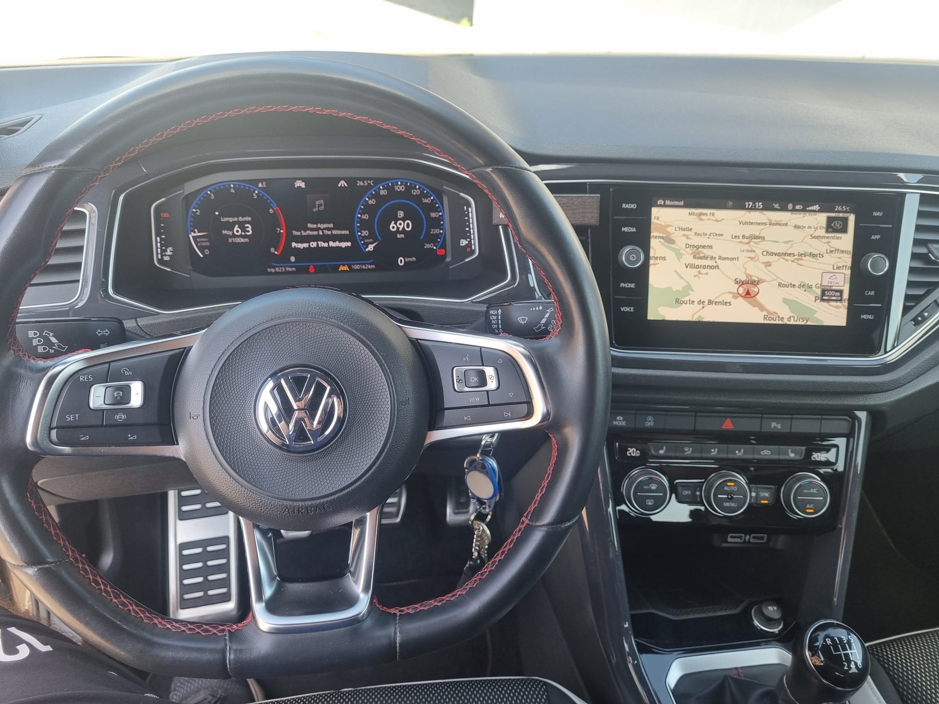 VW 1.5 TSI Advance-image-5