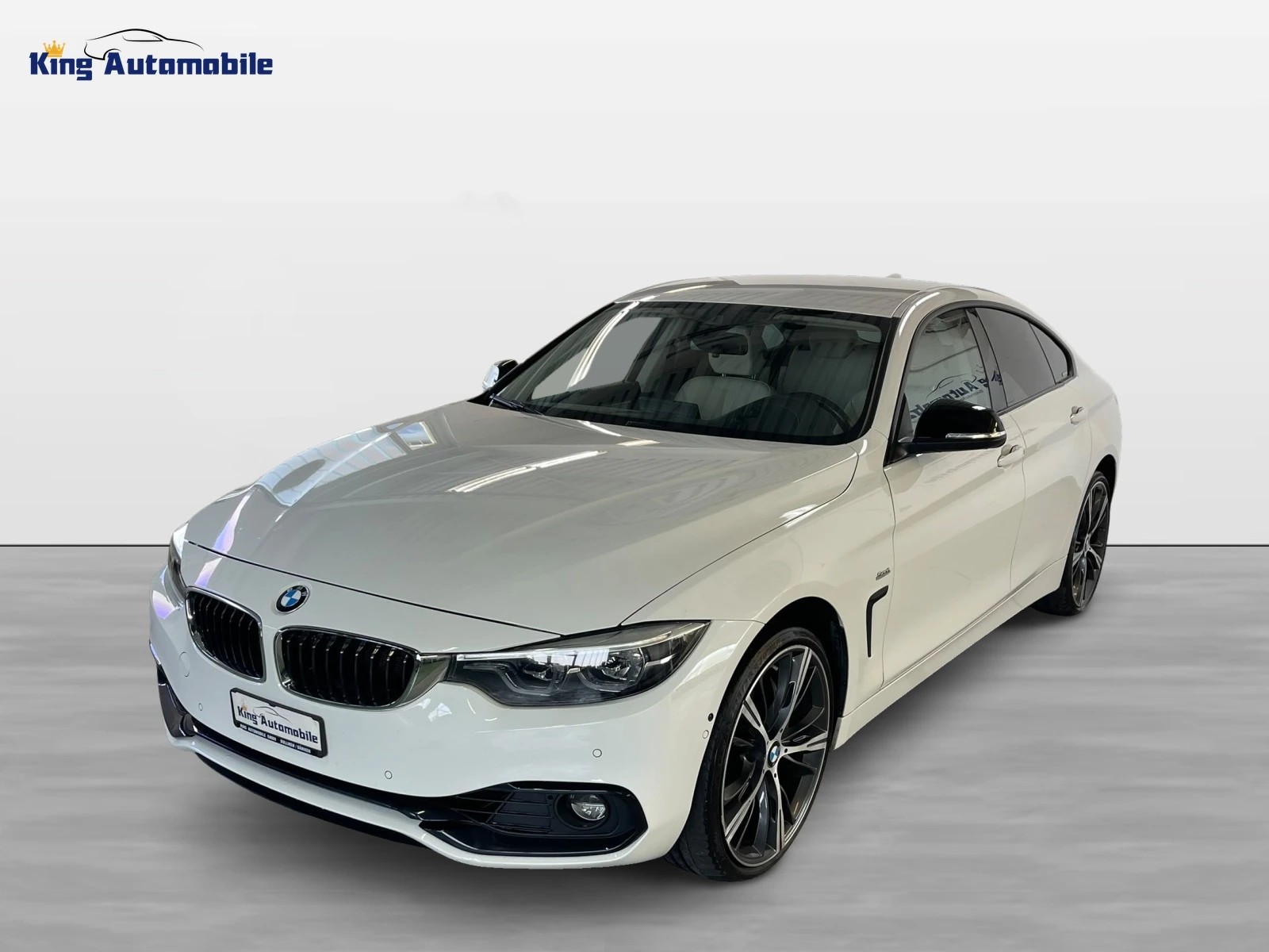 BMW 440i Gran Coupé xDrive Sport Line Steptronic | CH-Auto | Frisch MFK | AHK 1.8t | 5-Sitze | LED-Scheinwerfer-image-1