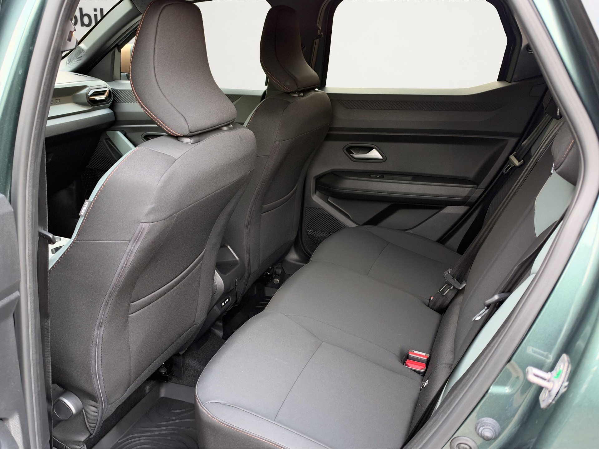 DACIA Duster HEV 140 Extreme TECHNO PAKET Automat-image-13