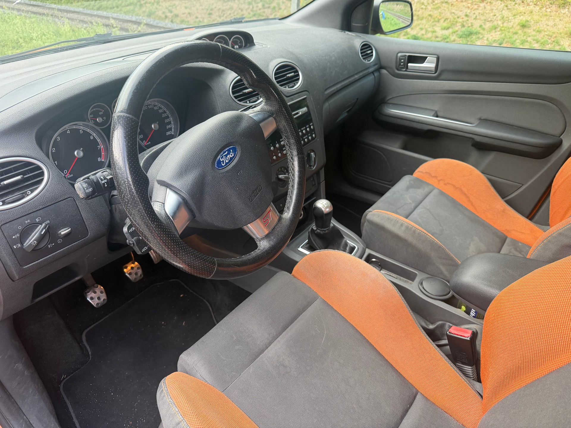 FORD Focus 2.5 Turbo ST 229KW (311 PS)-image-10