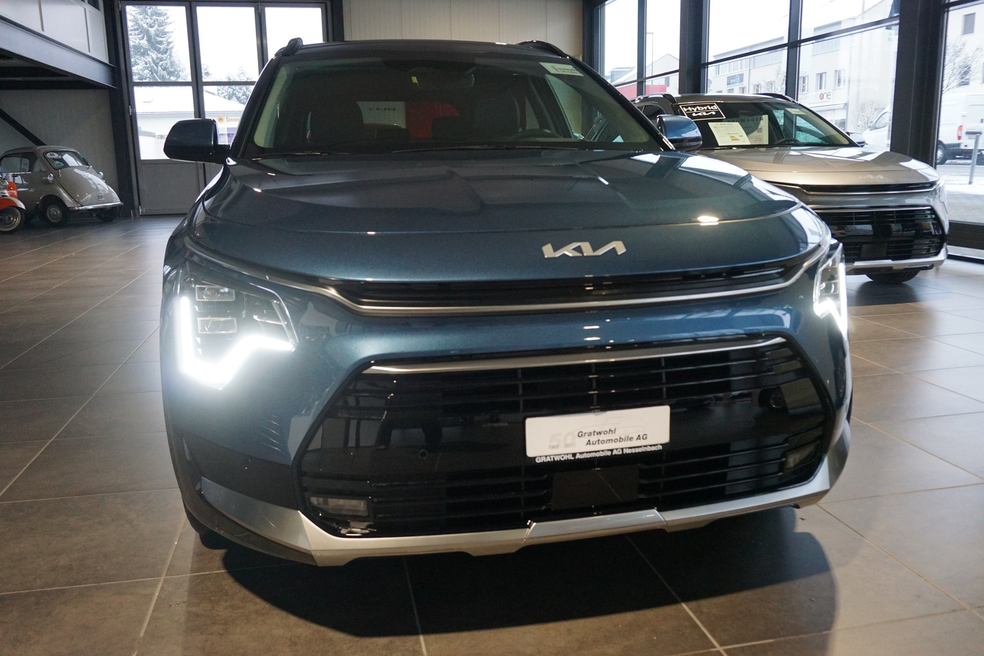 KIA Niro 1.6GDi Plug-in Hybrid Power DCT-showroom-element-1