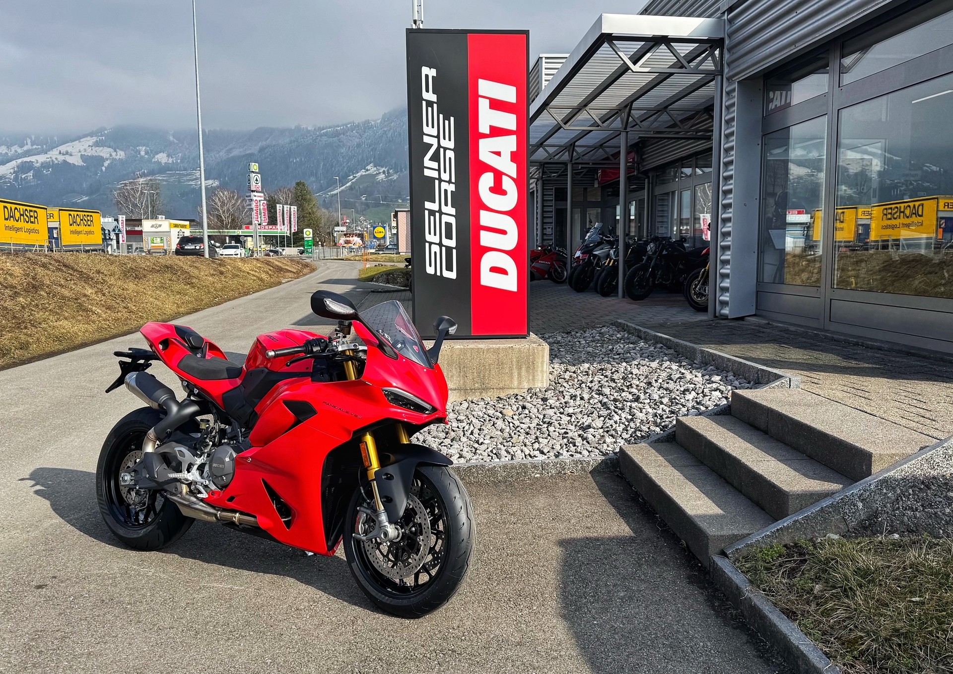 DUCATI S-image-0
