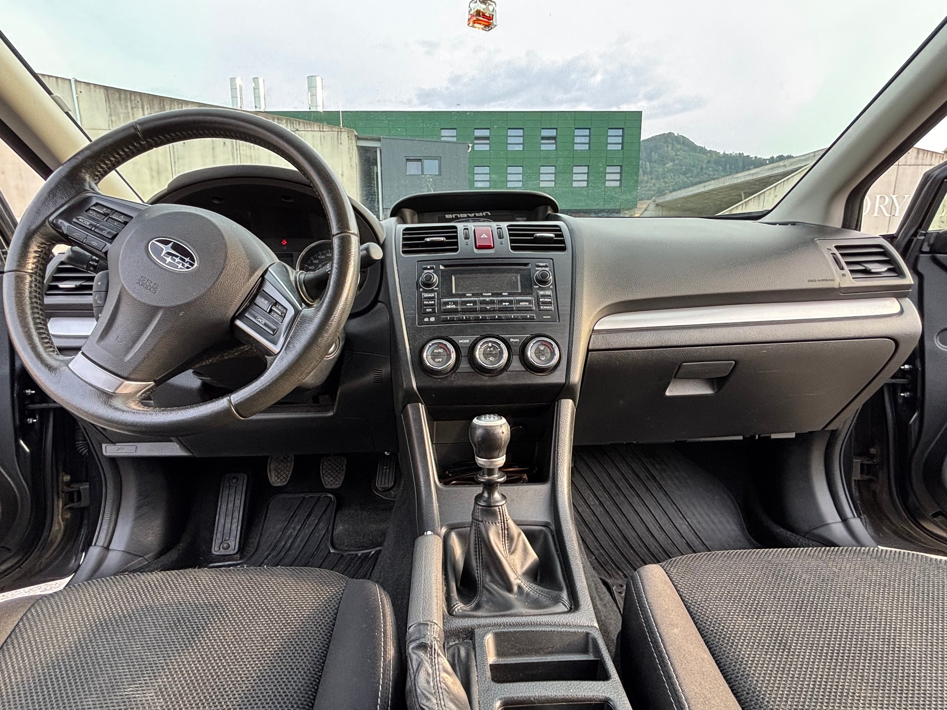 SUBARU XV 2.0D AWD Swiss Two-image-14