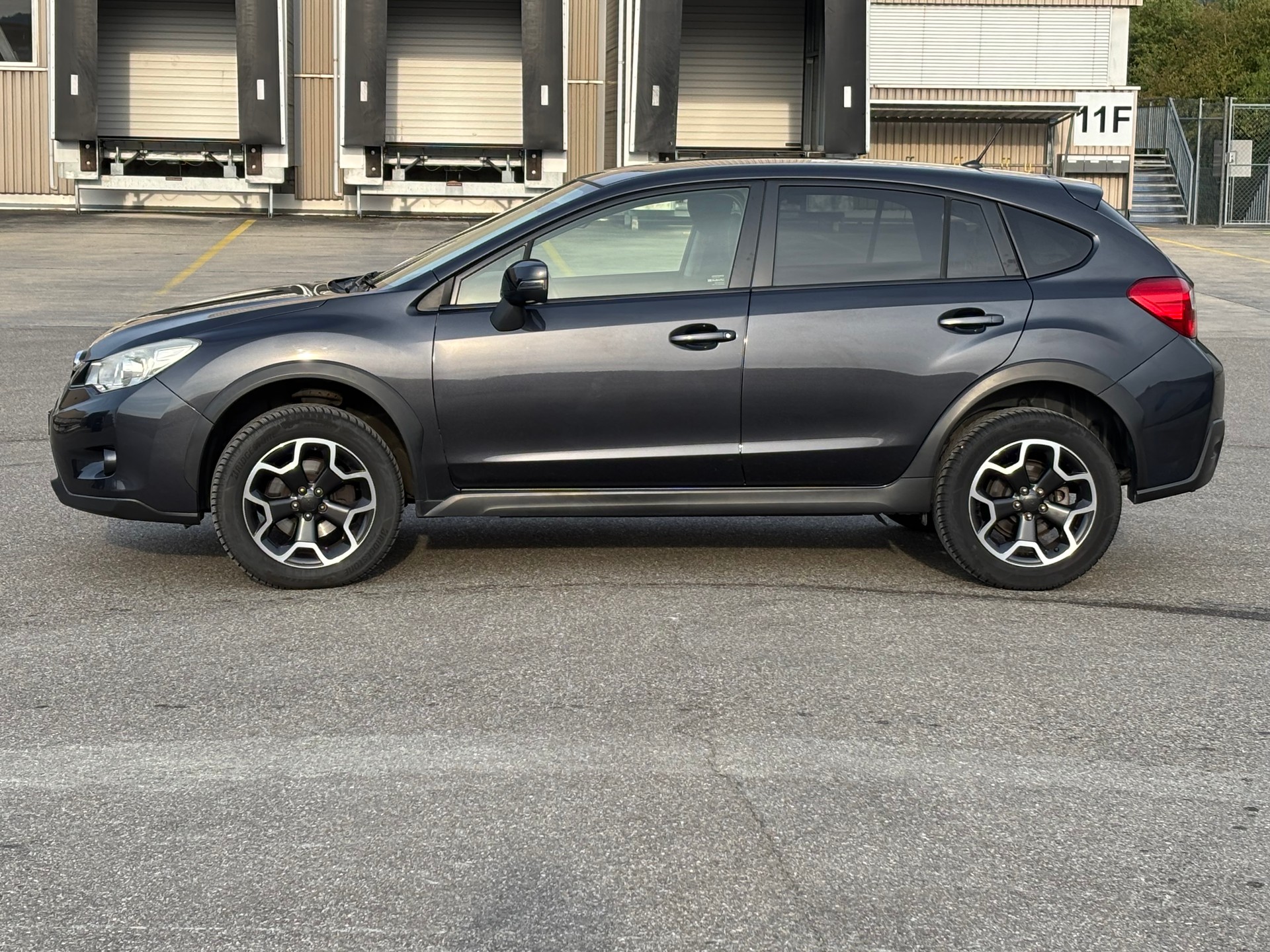 SUBARU XV 2.0D AWD Swiss Two-image-3