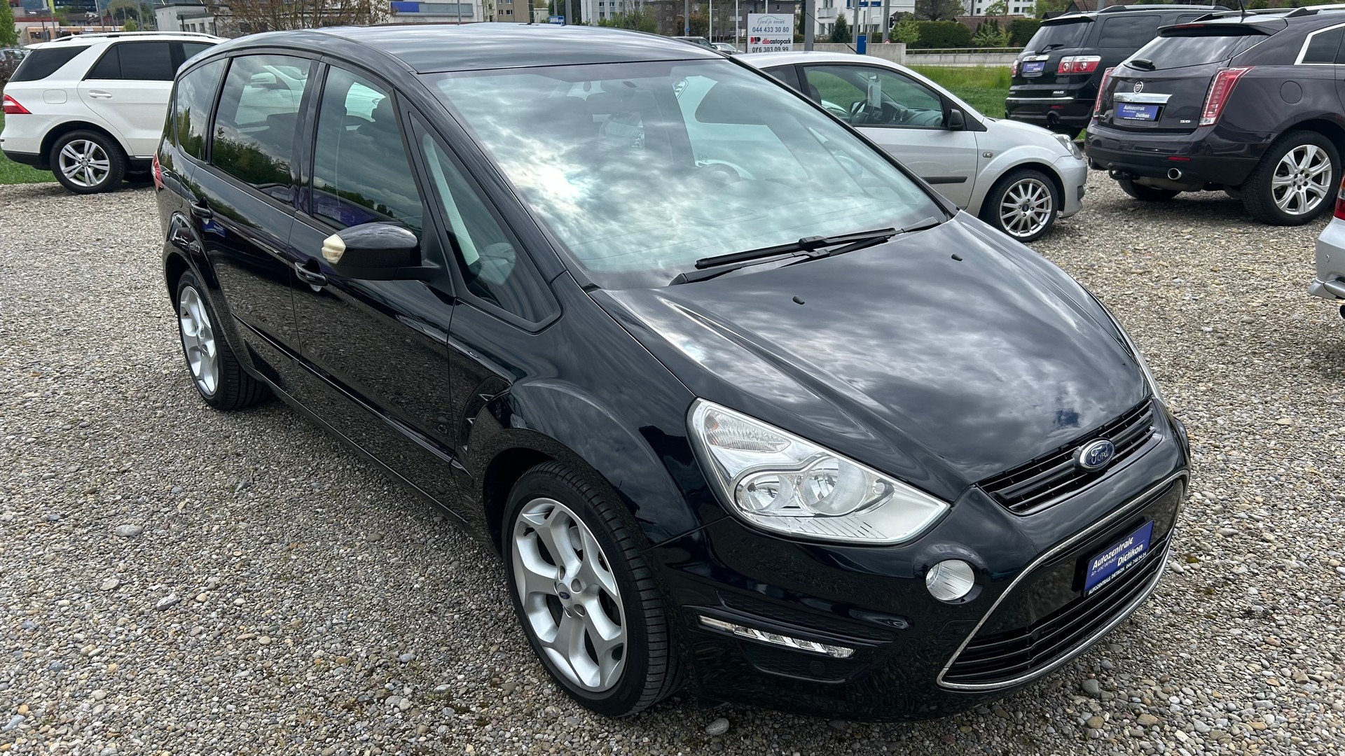 FORD S-Max 2.0 TDCi KNIE-Edition PowerShift-image-12