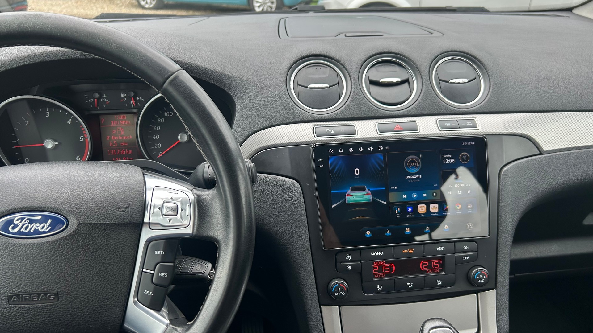 FORD S-Max 2.0 TDCi KNIE-Edition PowerShift-image-4