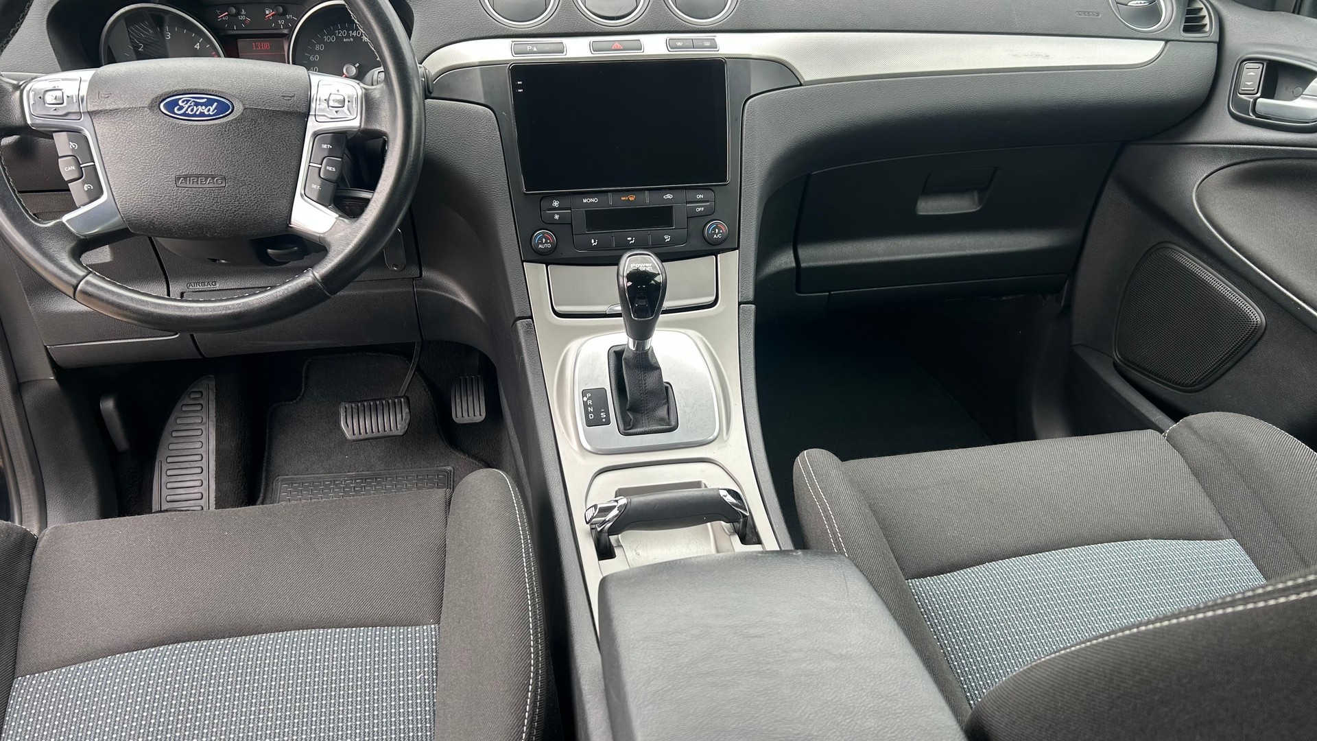 FORD S-Max 2.0 TDCi KNIE-Edition PowerShift-image-7