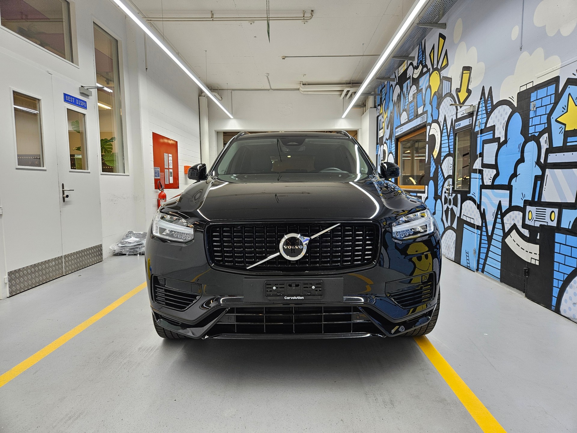 VOLVO XC90 T8 eAWD PluginHybrid Plus Dark Geartronic-image-1