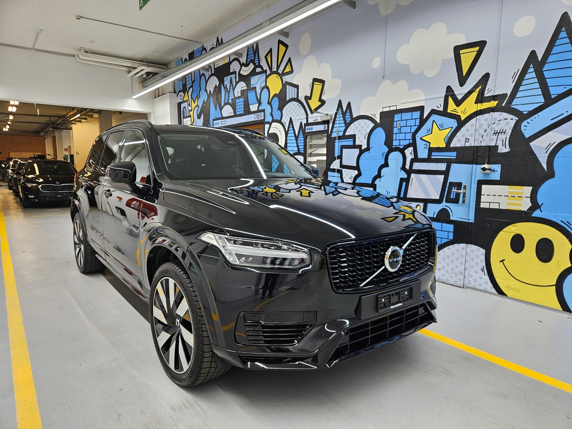 VOLVO XC90 T8 eAWD PluginHybrid Plus Dark Geartronic-image-0