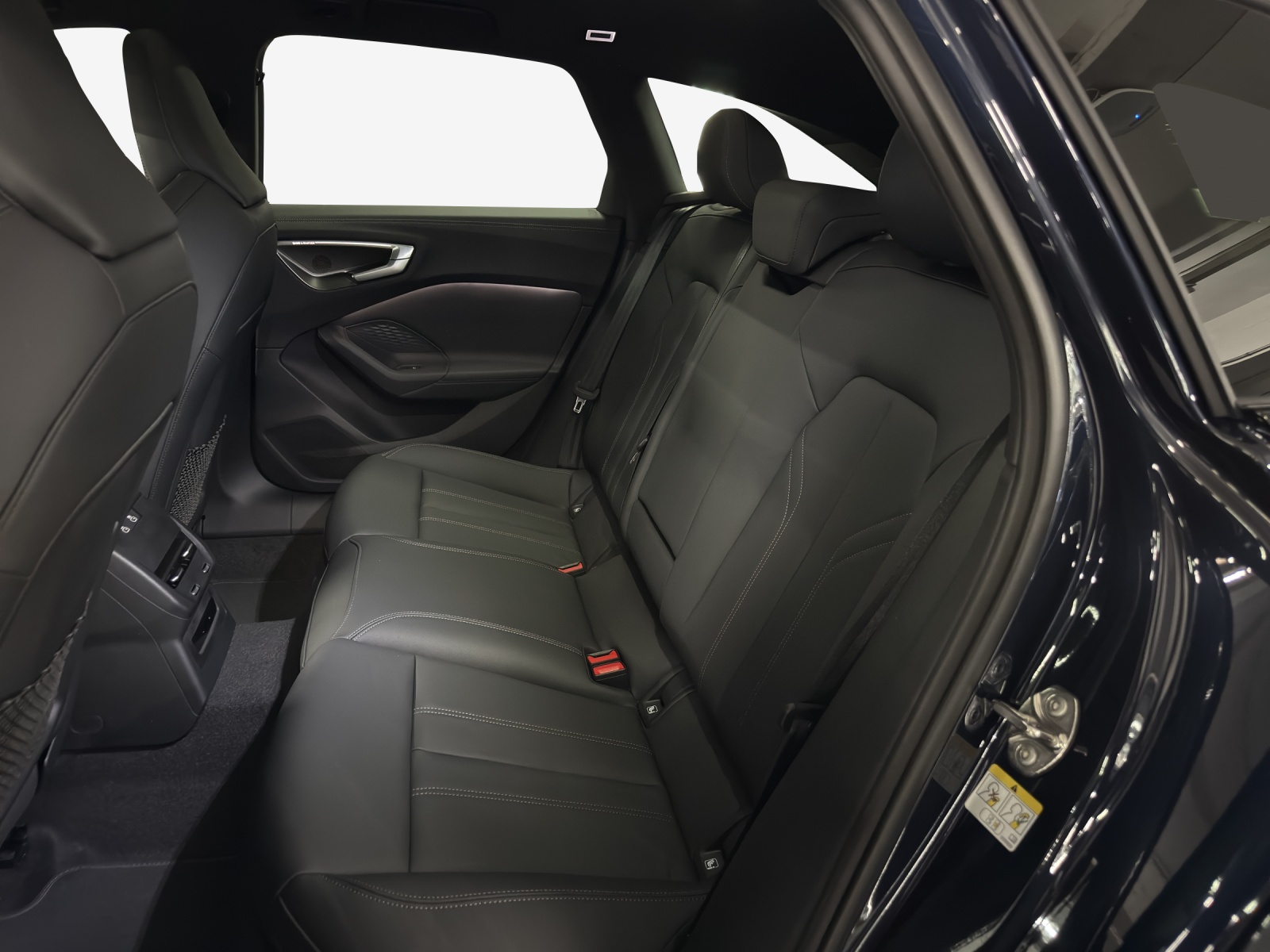 AUDI A5 Avant e-hybrid quattro 220 kW S tronic-image-11
