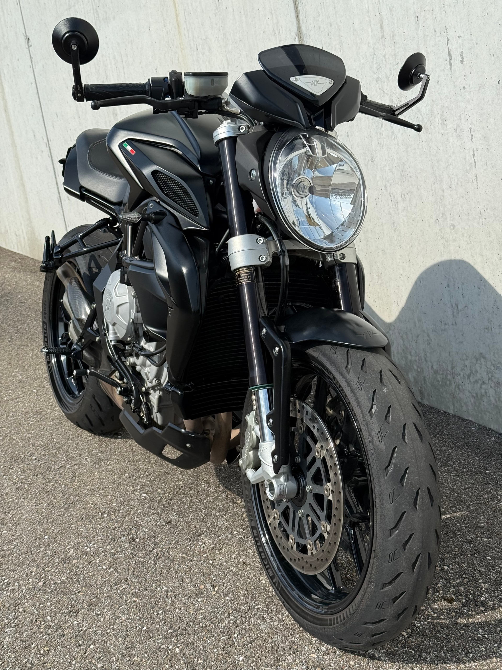 MV AGUSTA Dragster 800 ABS-showroom-element-2