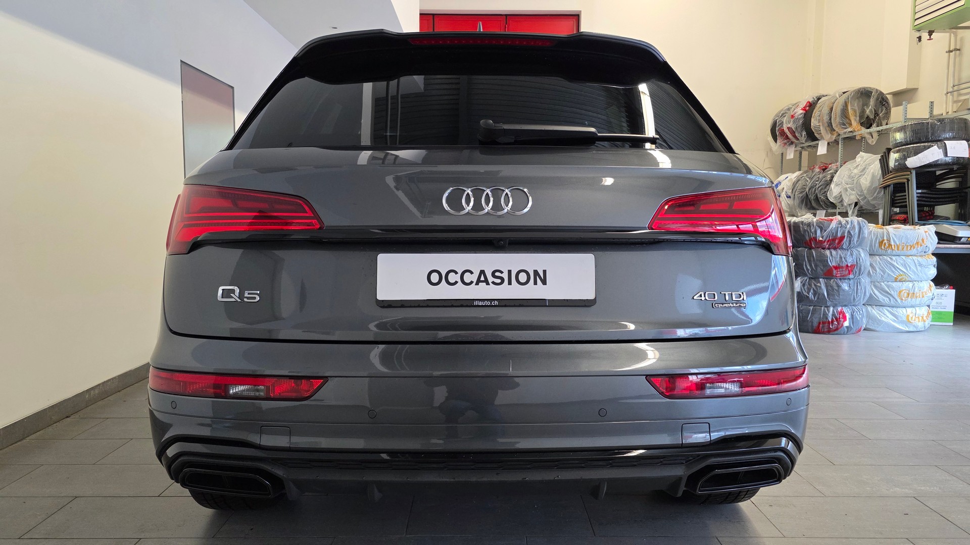 AUDI Q5 40 TDI S-line quattro S-tronic-image-4