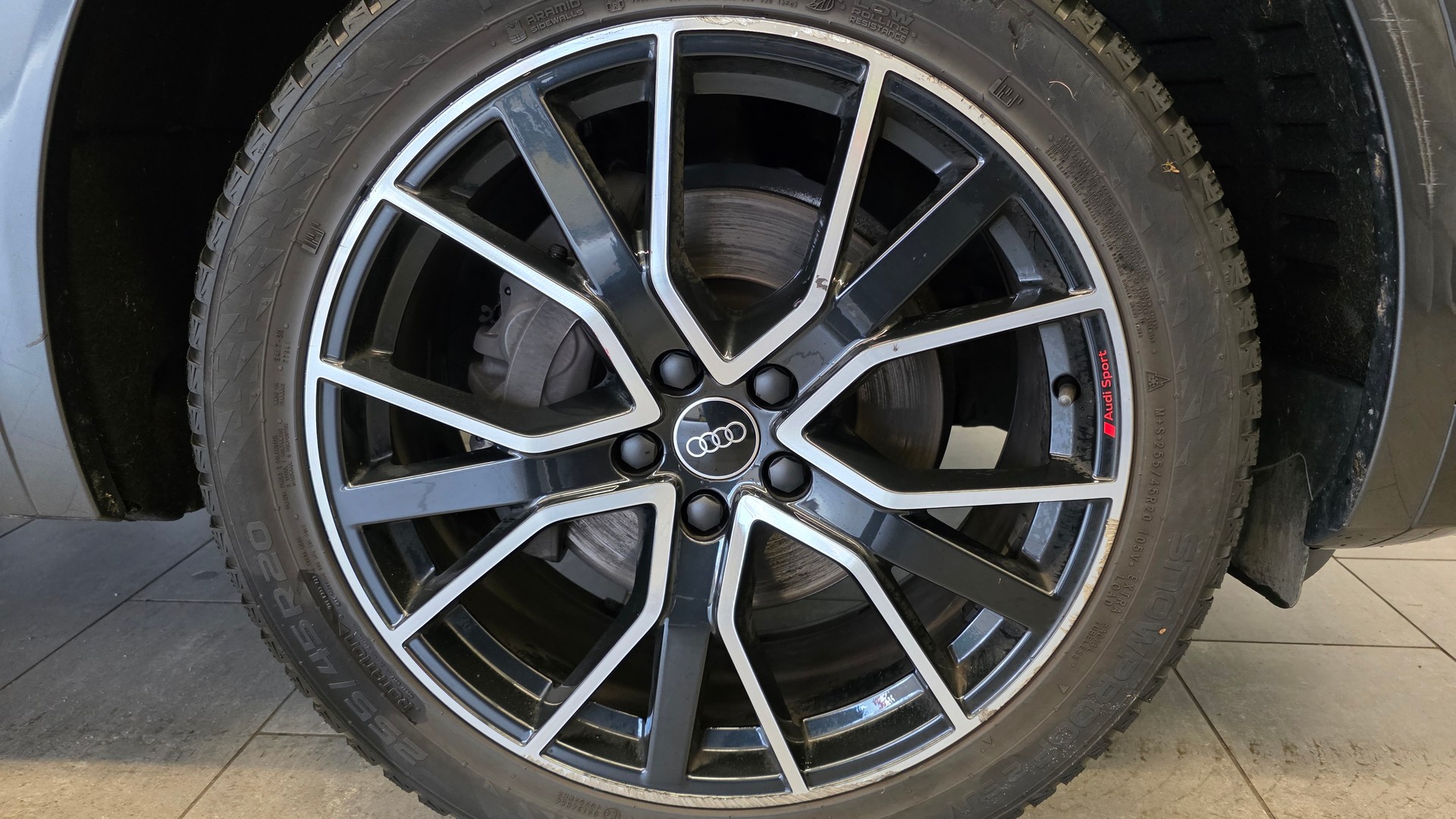 AUDI Q5 40 TDI S-line quattro S-tronic-image-5