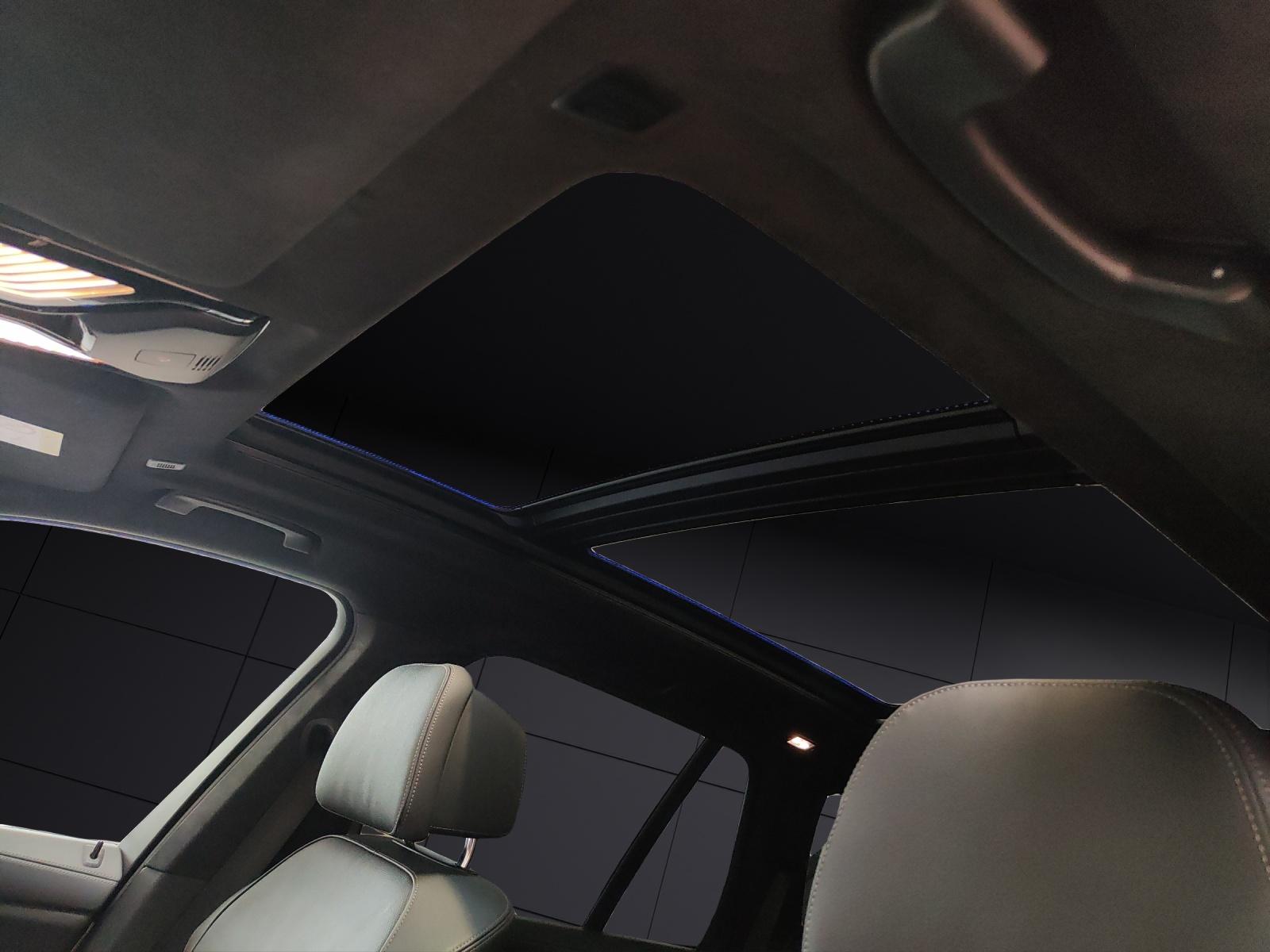 BMW X5 M50i xDrive-image-17