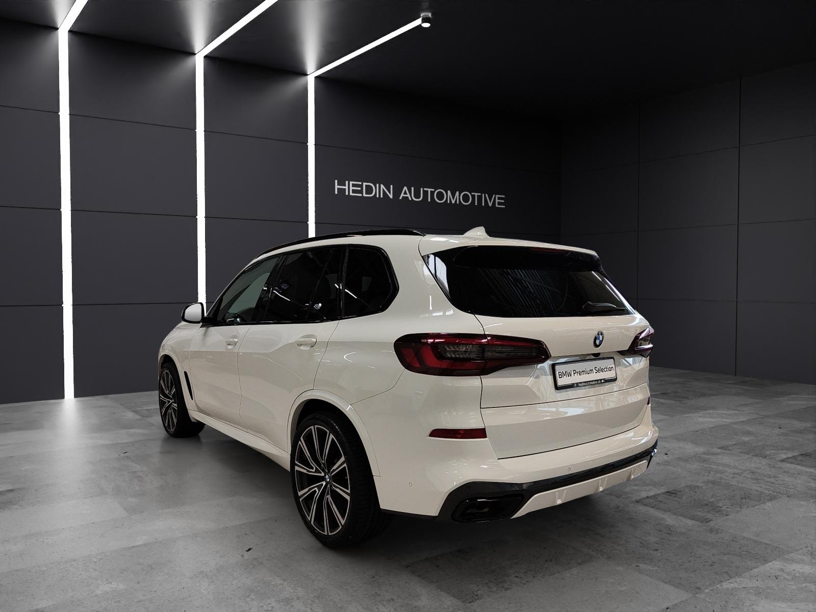 BMW X5 M50i xDrive-image-2