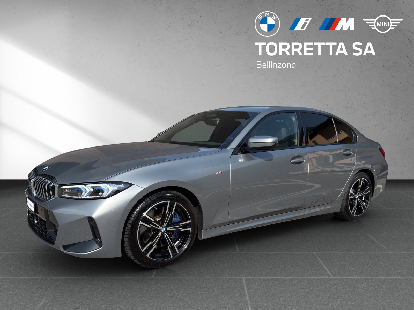 BMW 330d xDrive 48V Steptronic M Sport-image-0