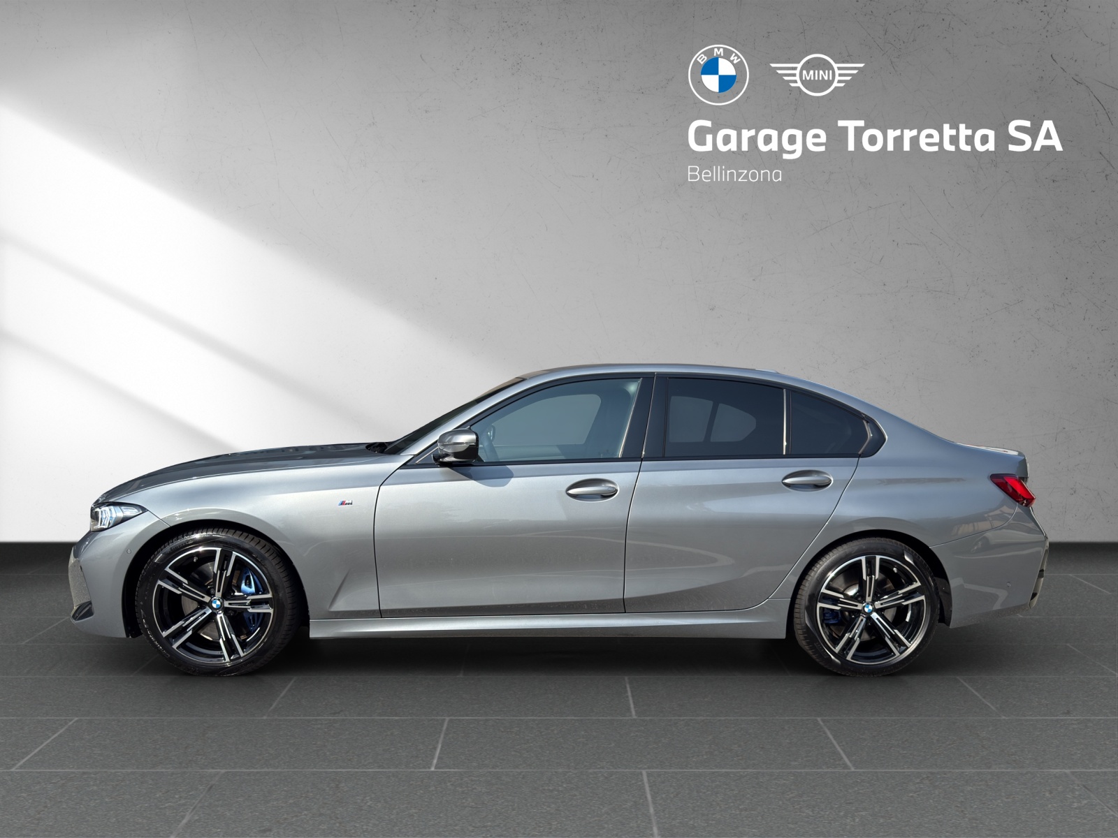 BMW 330d xDrive 48V Steptronic M Sport-image-1