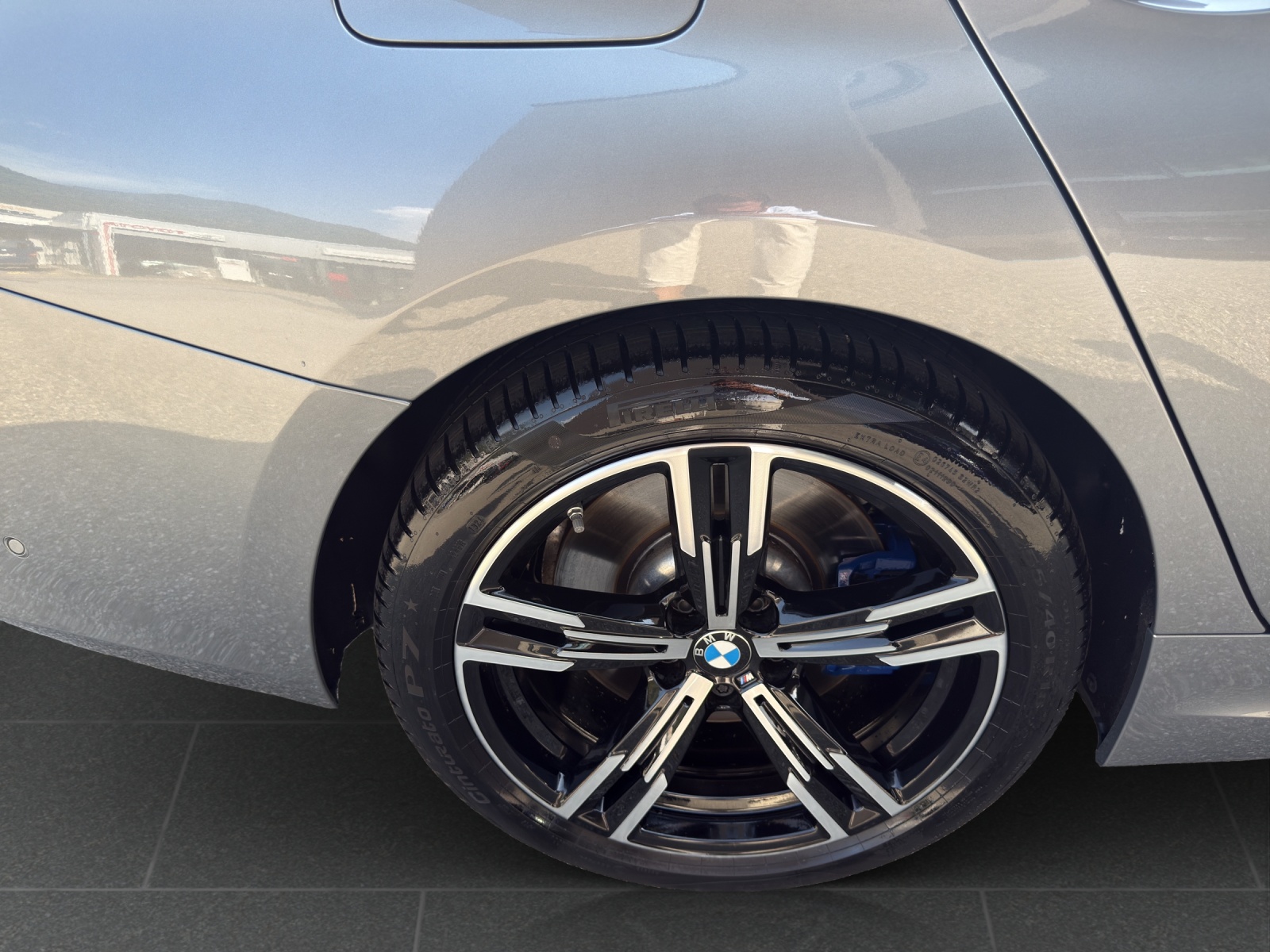 BMW 330d xDrive 48V Steptronic M Sport-image-10