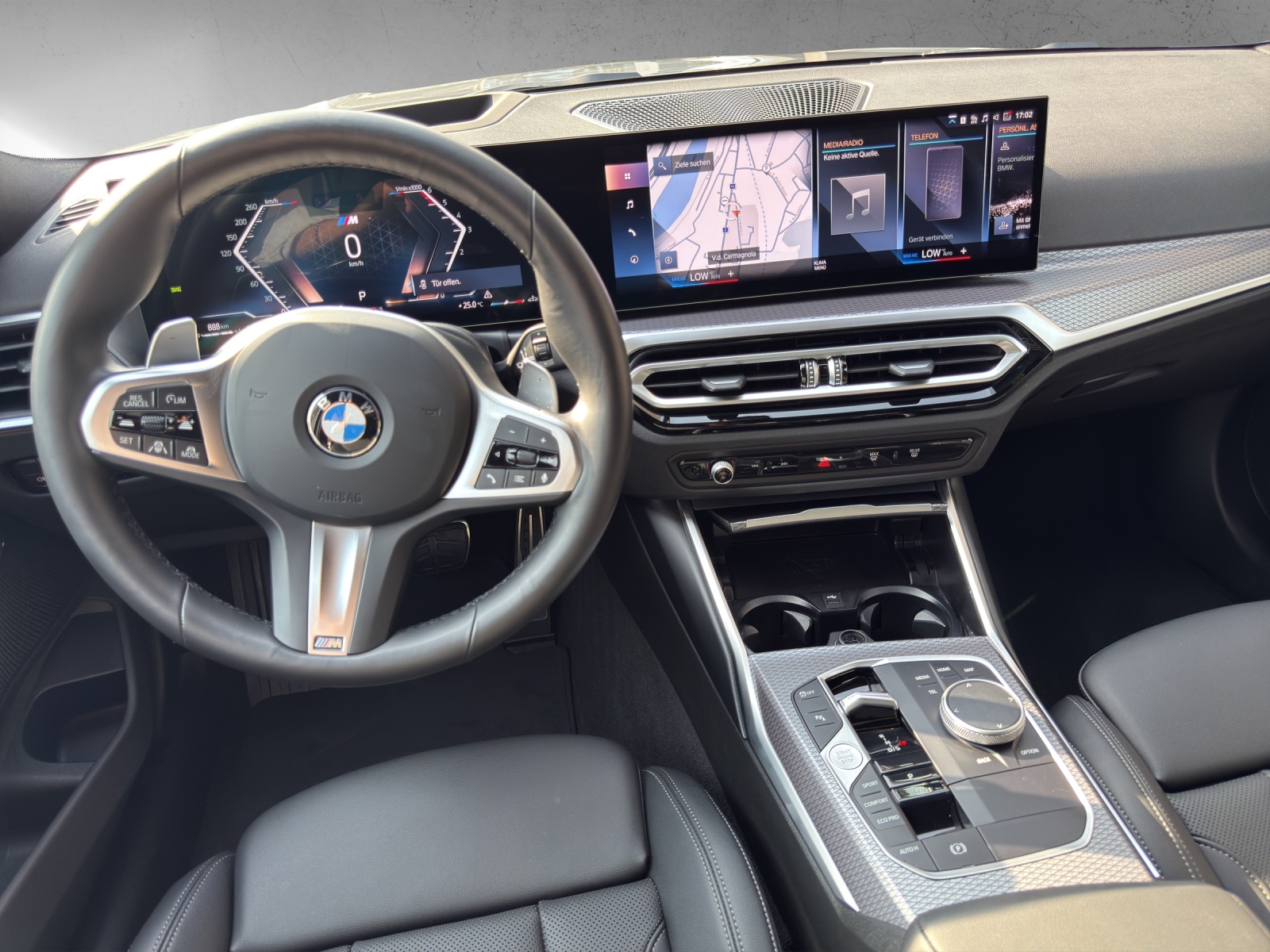 BMW 330d xDrive 48V Steptronic M Sport-image-13