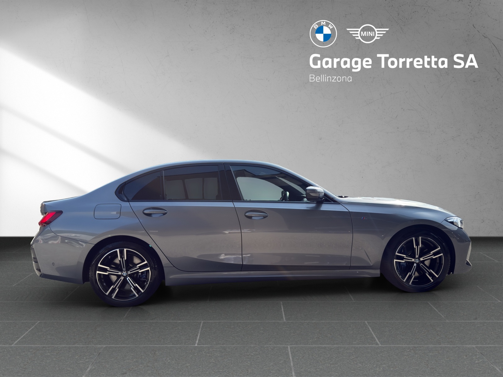 BMW 330d xDrive 48V Steptronic M Sport-image-5