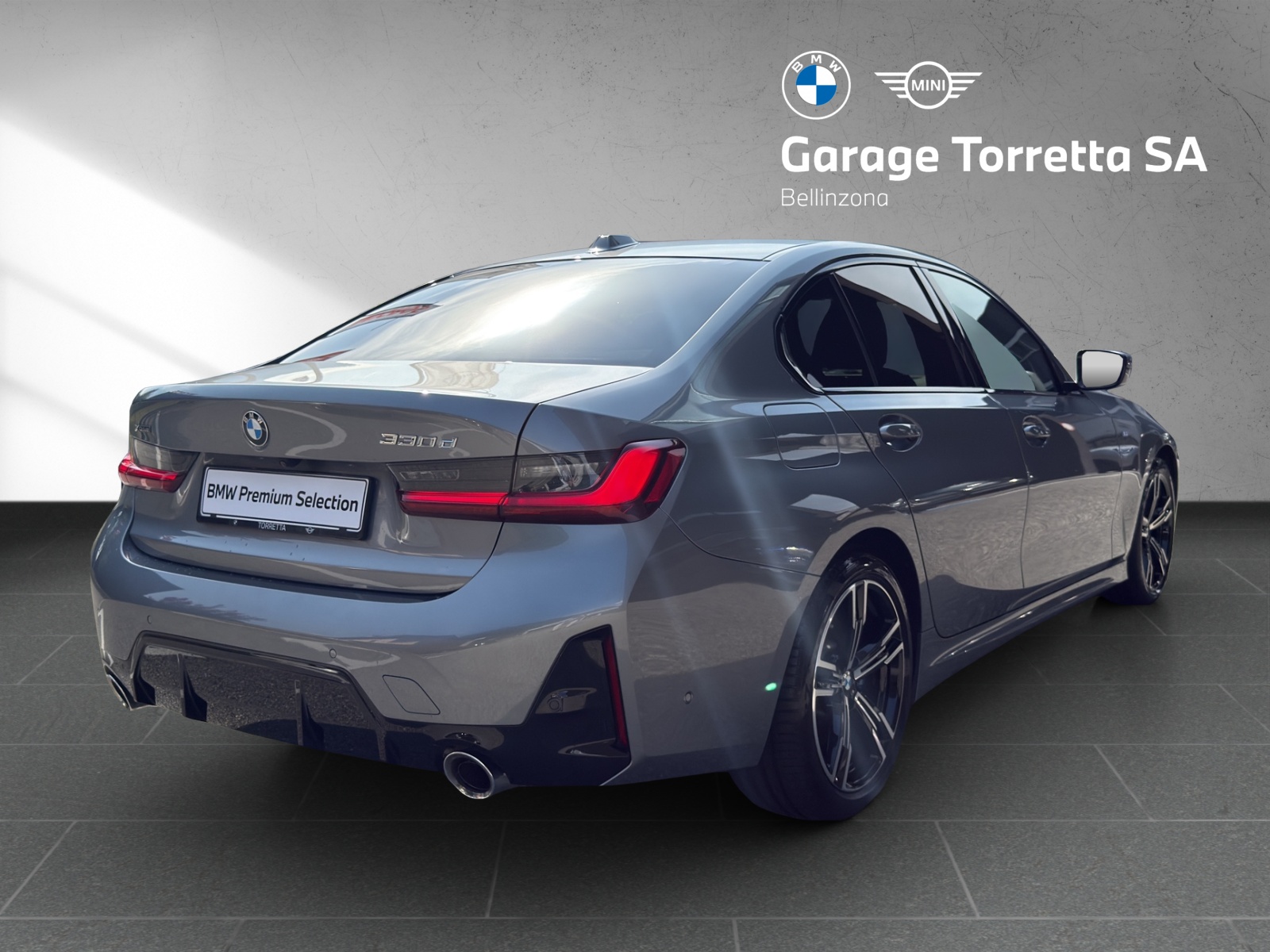 BMW 330d xDrive 48V Steptronic M Sport-image-4