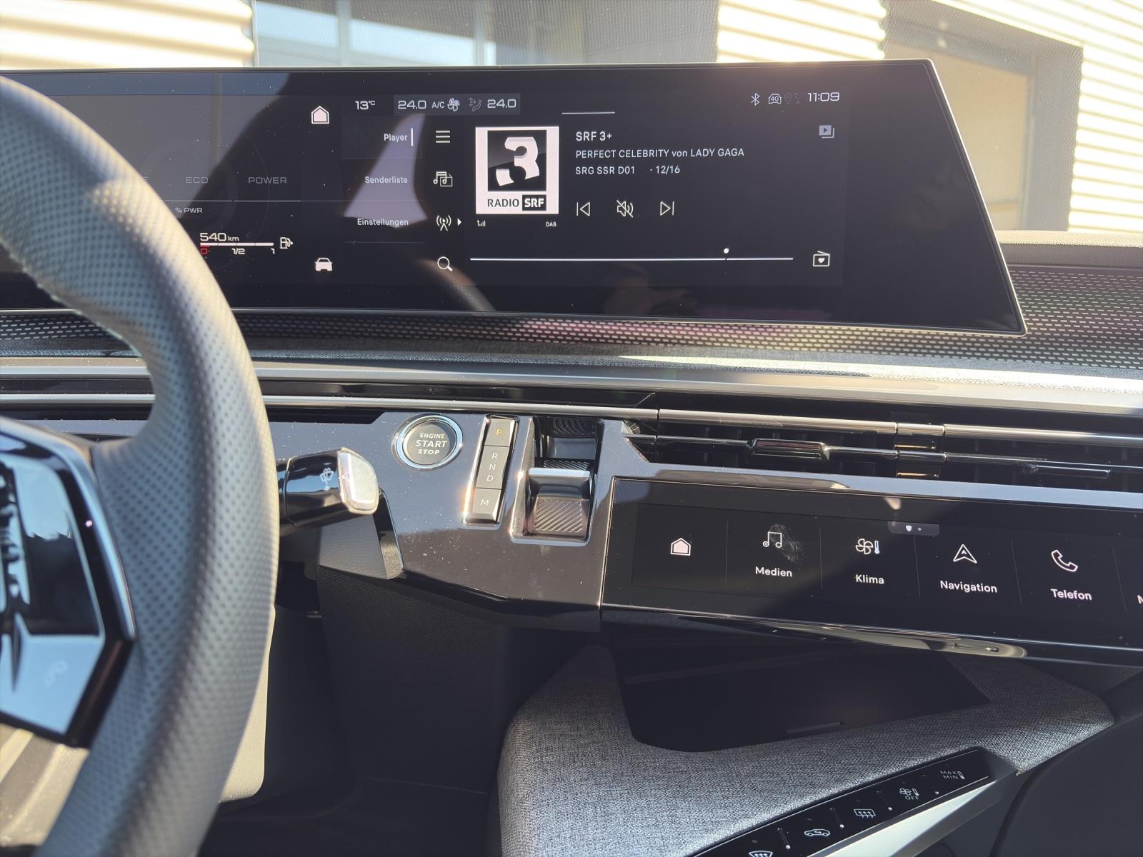 PEUGEOT 3008 1.2 Hybrid GT-image-11