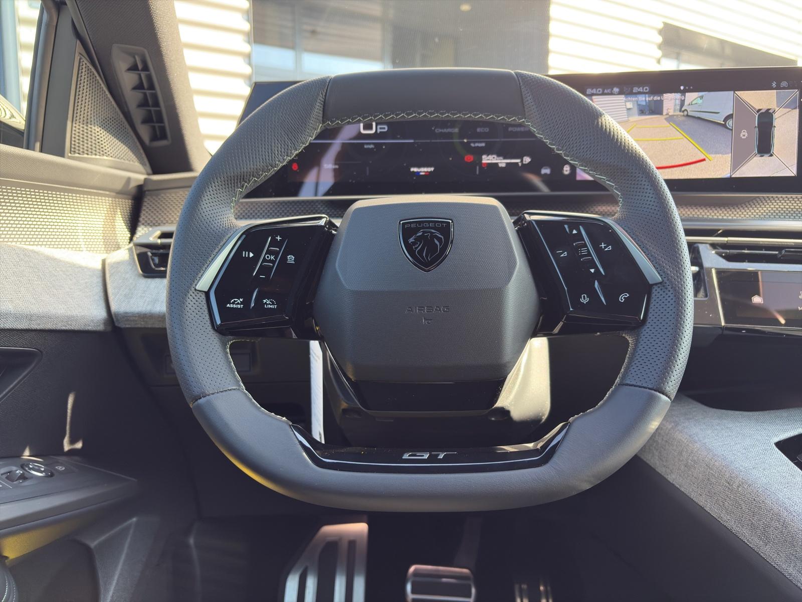 PEUGEOT 3008 1.2 Hybrid GT-image-9
