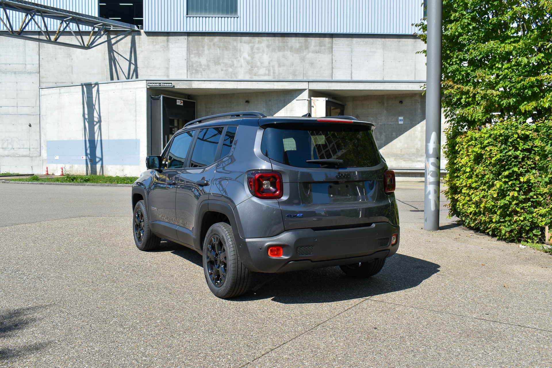JEEP Renegade 1.3 T PHEV North Star AWD-image-4