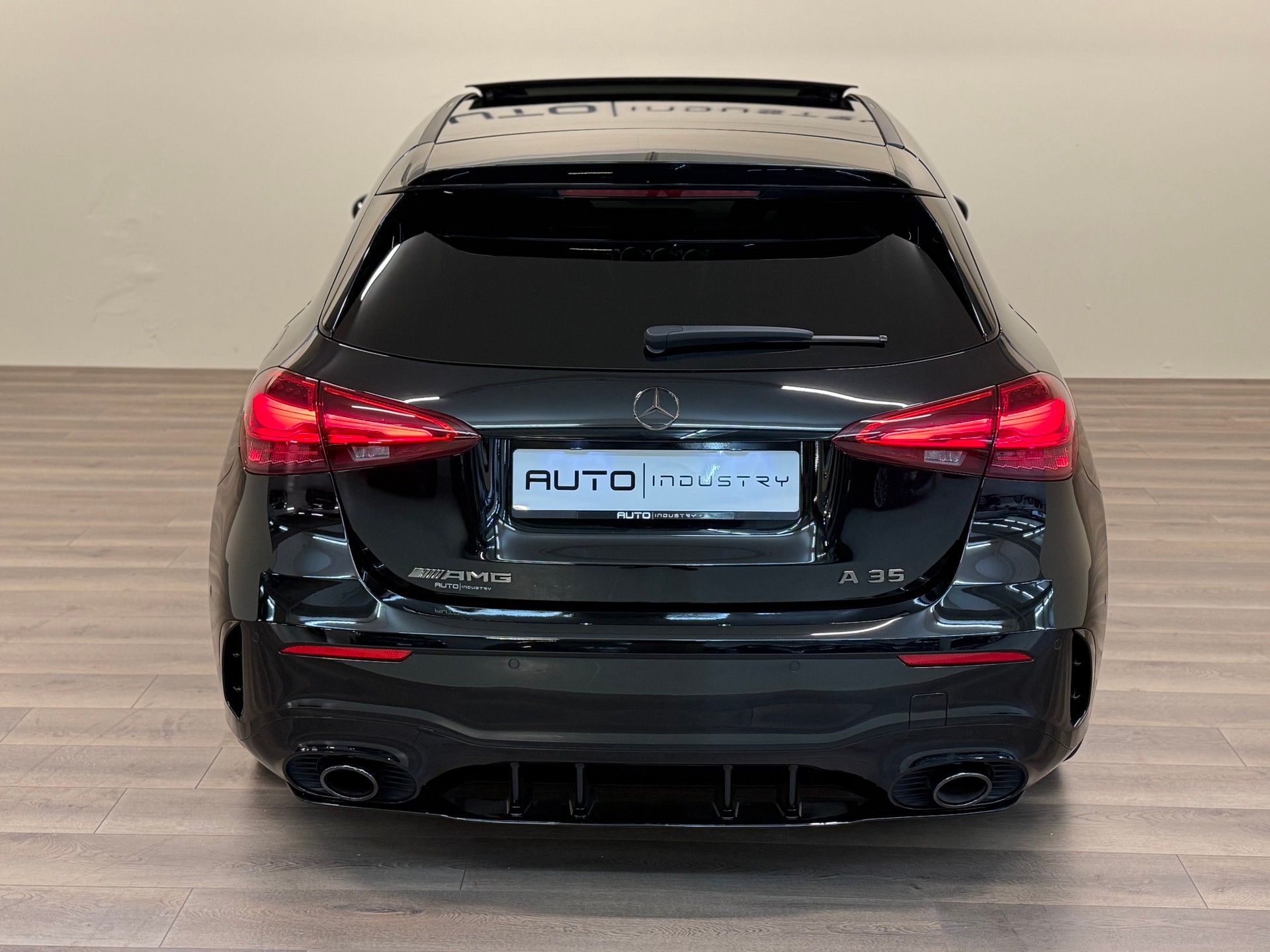 MERCEDES-BENZ A AMG 35 4Matic 8G-DCT-image-9