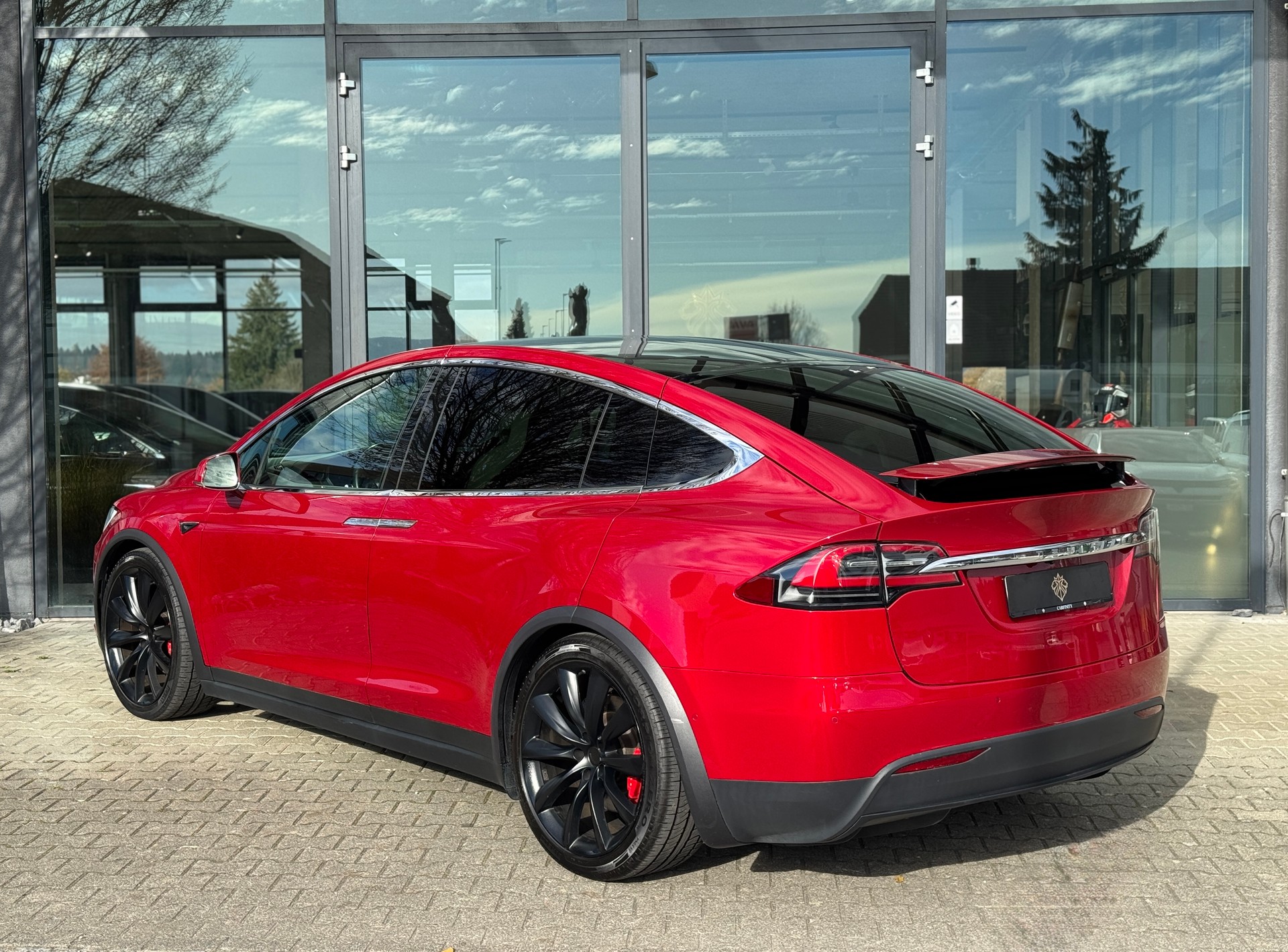 TESLA Model X 100 D Ludicrous Performance / Enhanced Autopilot / 6 Sitze / Tesla Batteriegarantie bis 25.03.2027-showroom-element-3