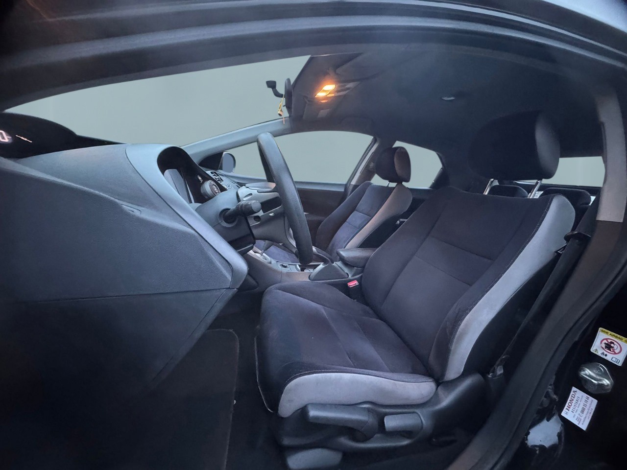 HONDA Civic 1.4i Comfort-image-6