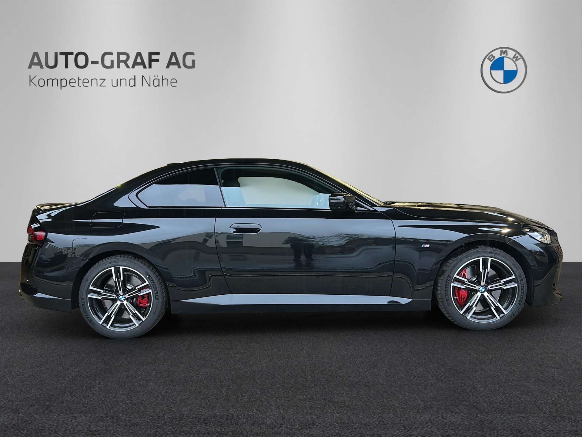 BMW M240i xDrive M Sport Pro Steptronic-image-5