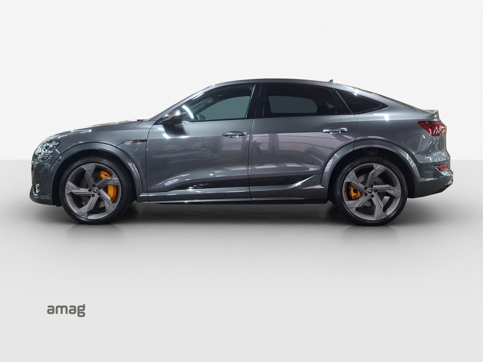 AUDI e-tron S Sportback quattro-image-1