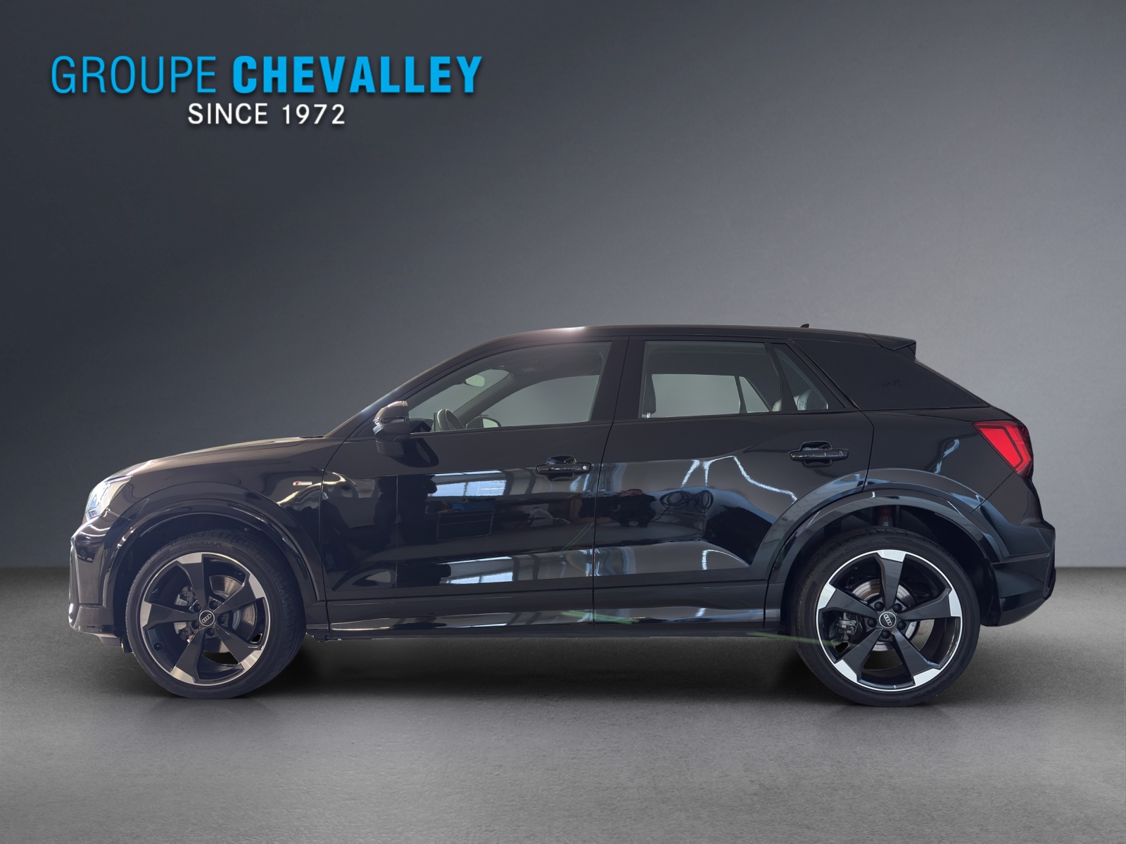 AUDI Q2 40 TFSI S line Attr qu-image-2