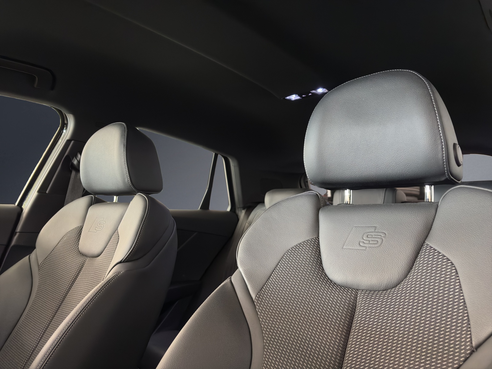 AUDI Q2 40 TFSI S line Attr qu-image-7